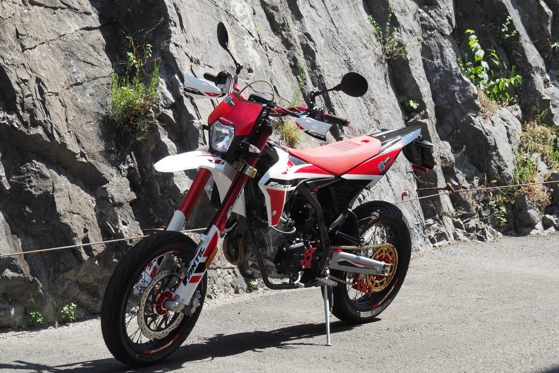 FANTIC XMF 125 Motard-image-1
