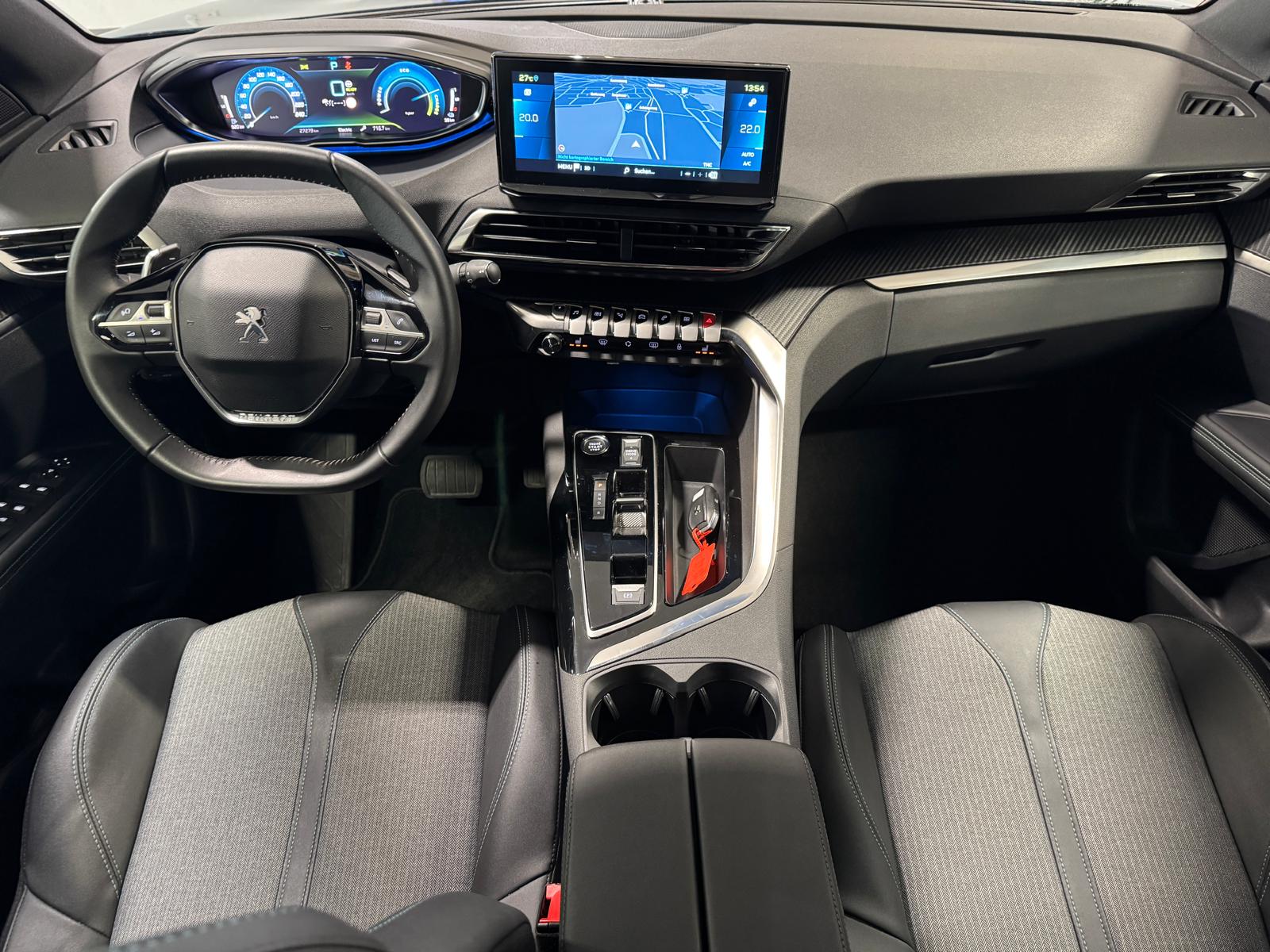 PEUGEOT 3008 1.6 Plug-in Hybrid Allure Pack-image-11