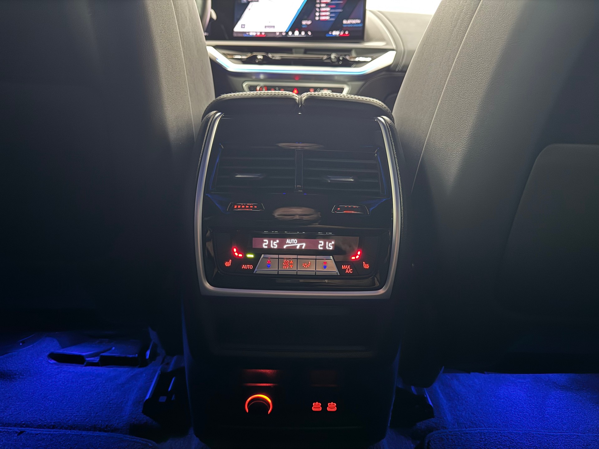 BMW XM xDrive 50e PHEV Steptronic-image-29