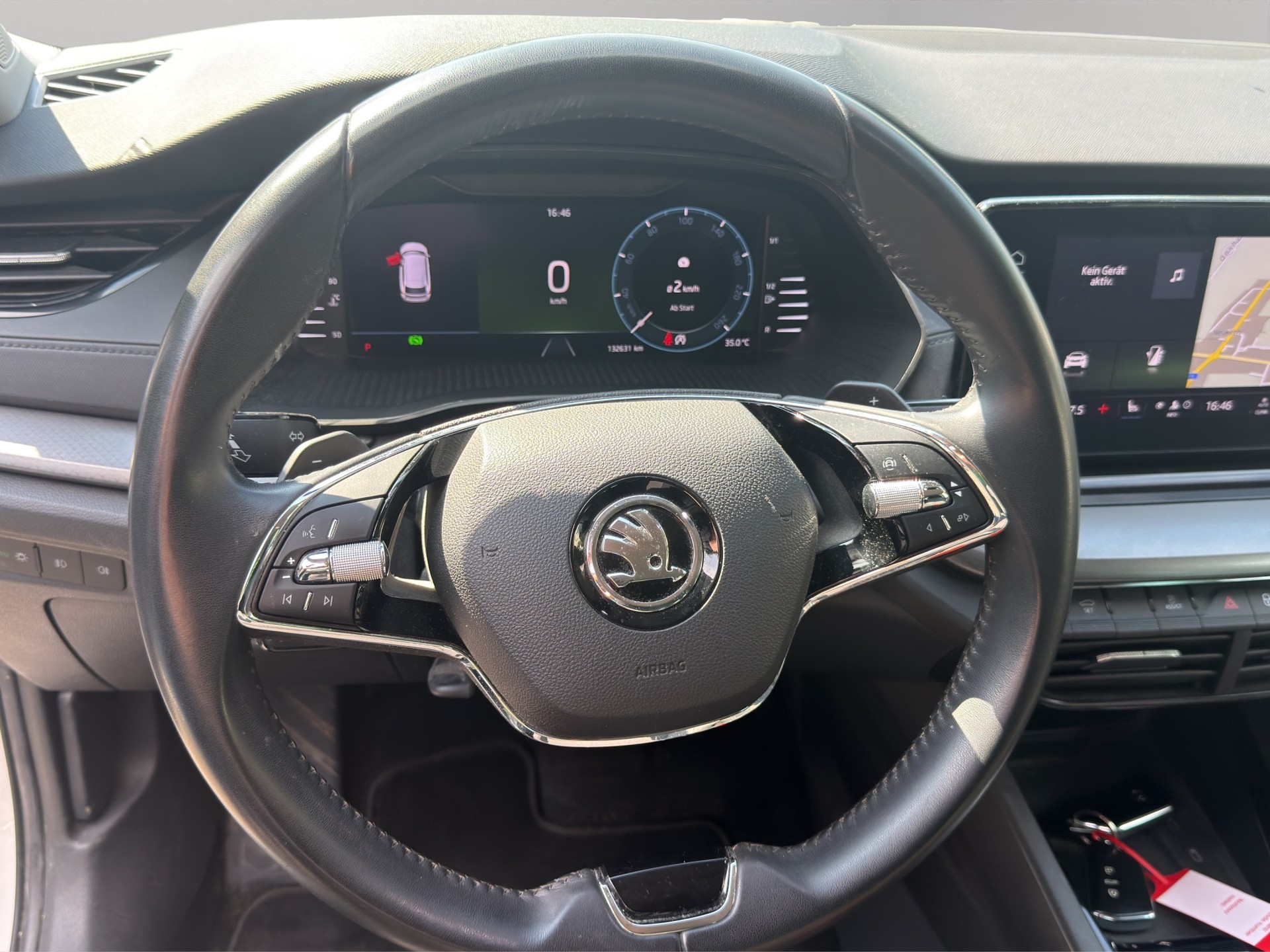 SKODA Octavia Combi 2.0 TDI DSG Ambition 4x4-image-14