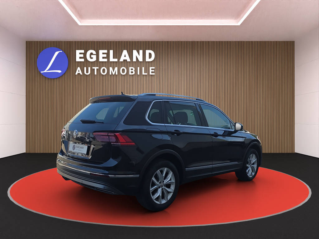 VW Tiguan 2.0 TSI Highline DSG-showroom-element-3