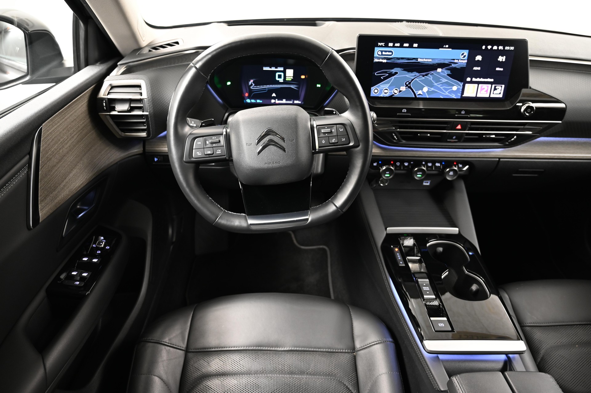 CITROEN C5 X 1.6 Plug-in Hybrid Shine-image-7