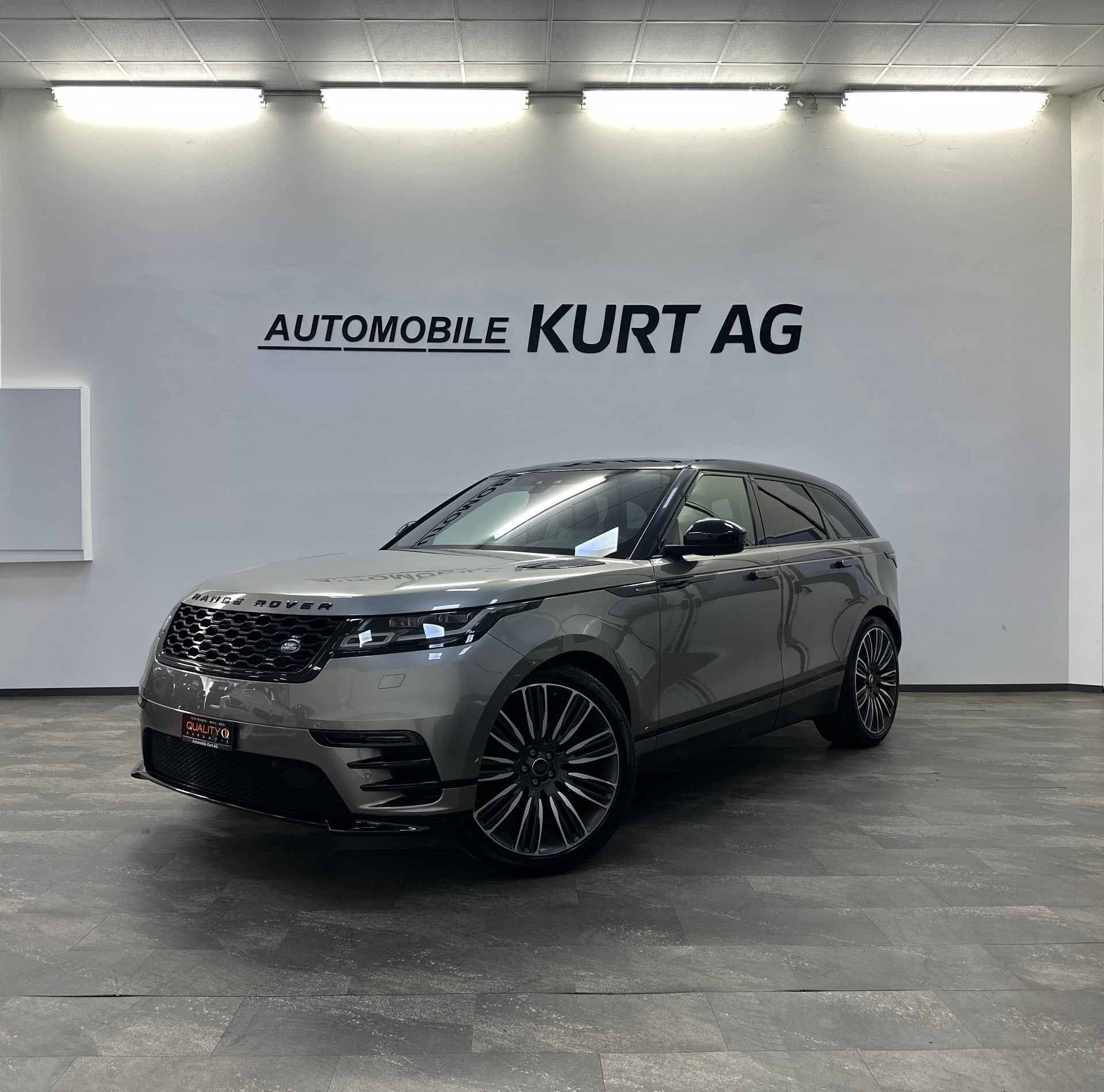 LAND ROVER Range Rover Velar R-Dynamic P 300 SE Automatic
