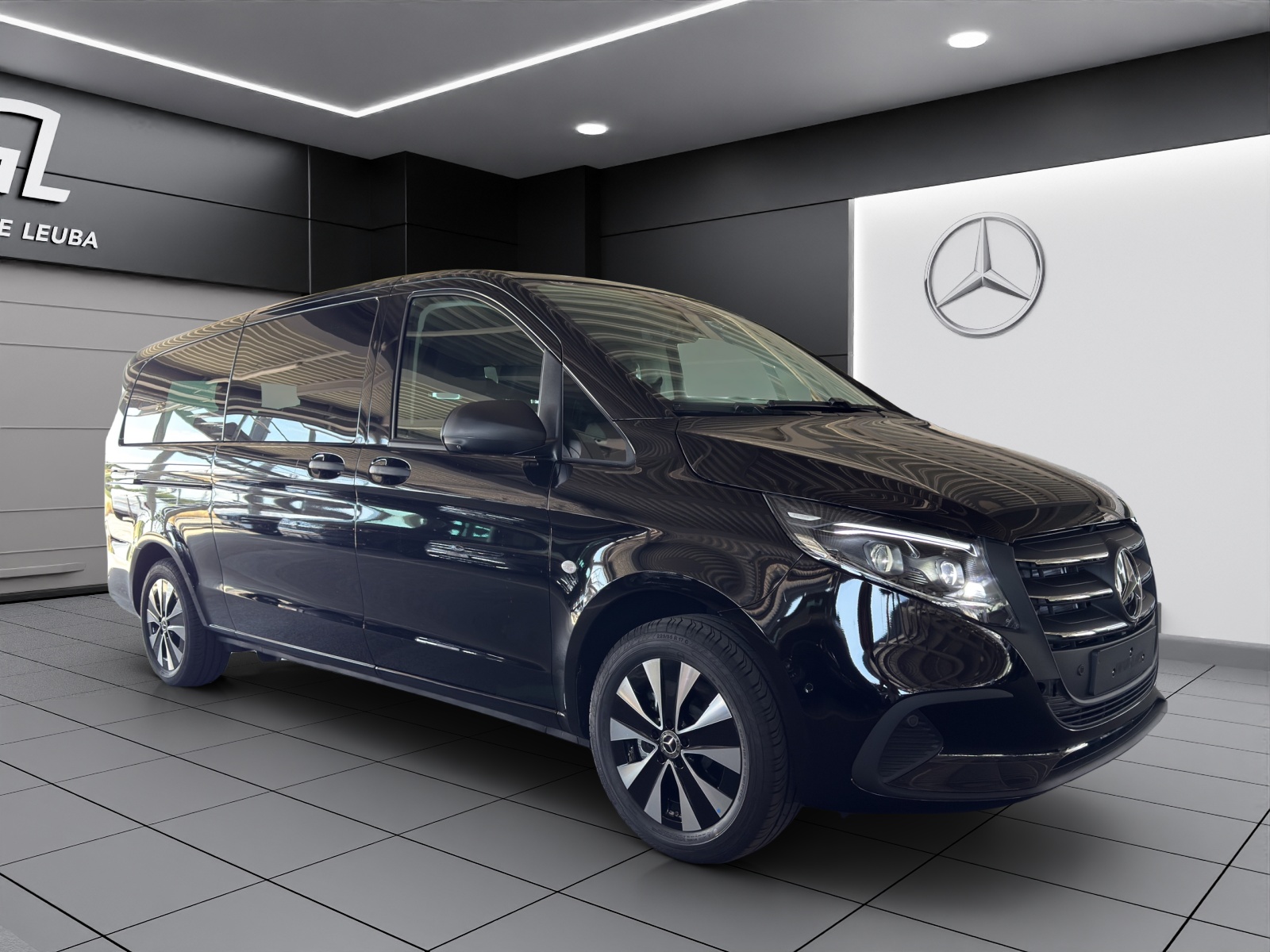 MERCEDES-BENZ Vito 119 CDI Extralang Tourer 9G-Tronic 4M Pro-image-0