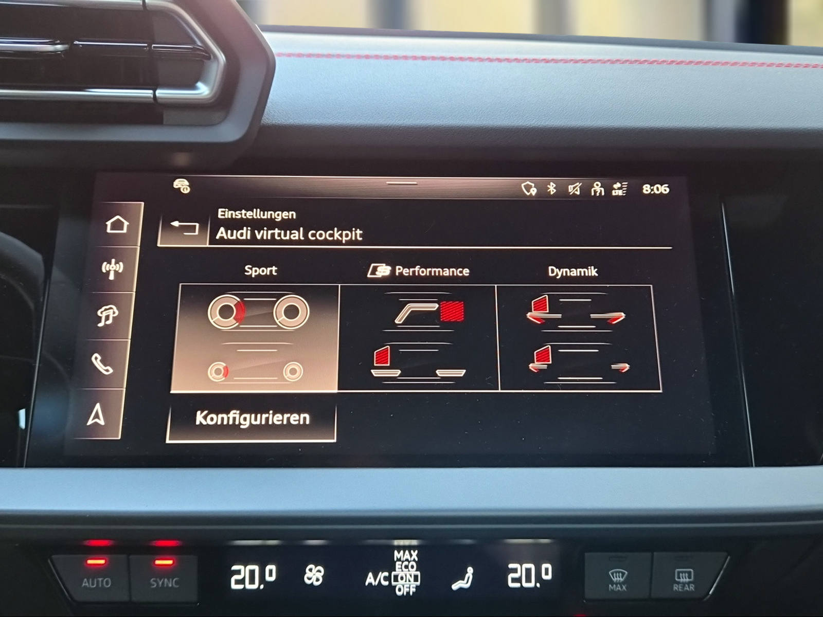 AUDI S3 Sportback TFSI quattro S-tronic Mythosschwarz Metallic-image-12