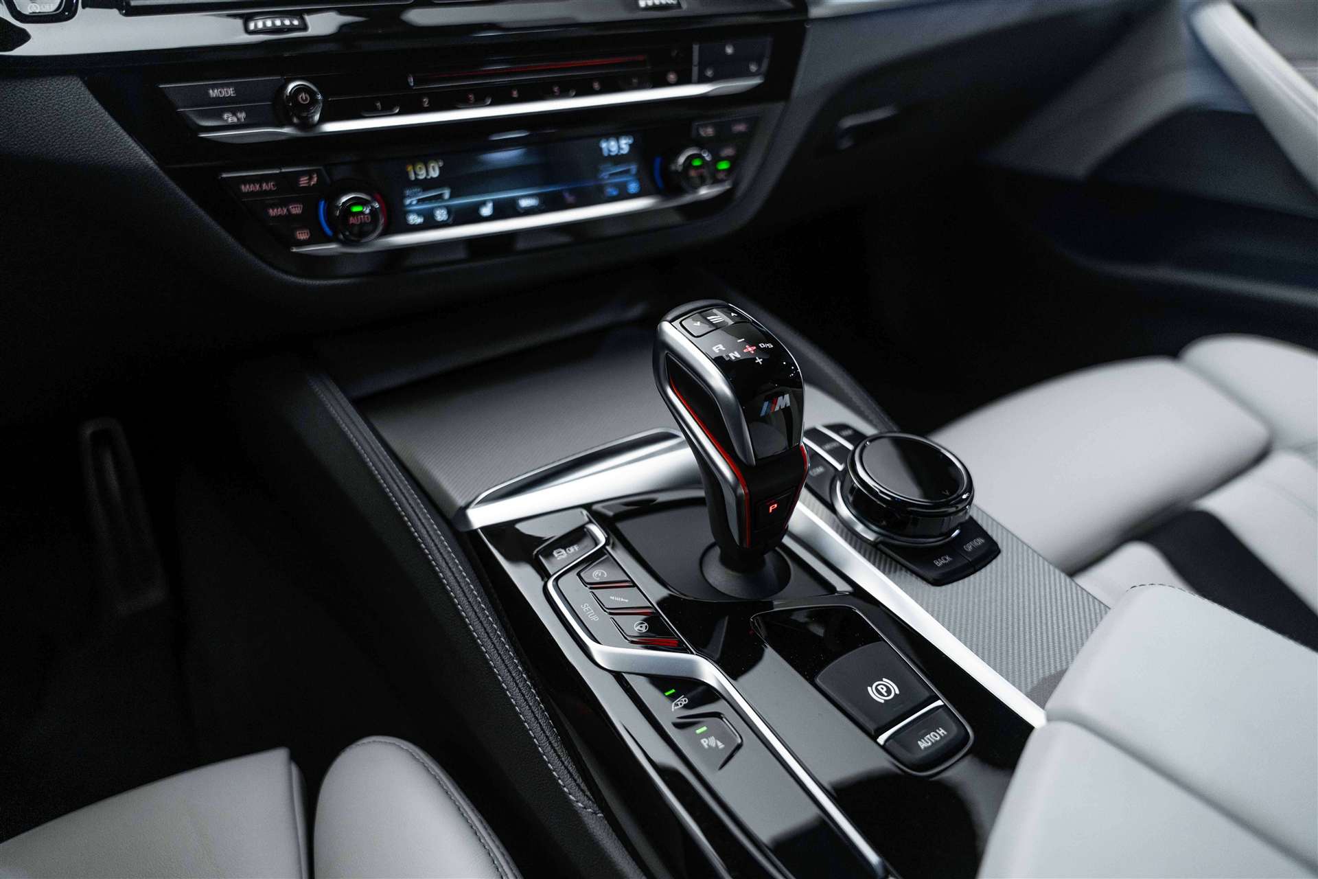 BMW M5 xDrive Drivelogic 600PS-image-29