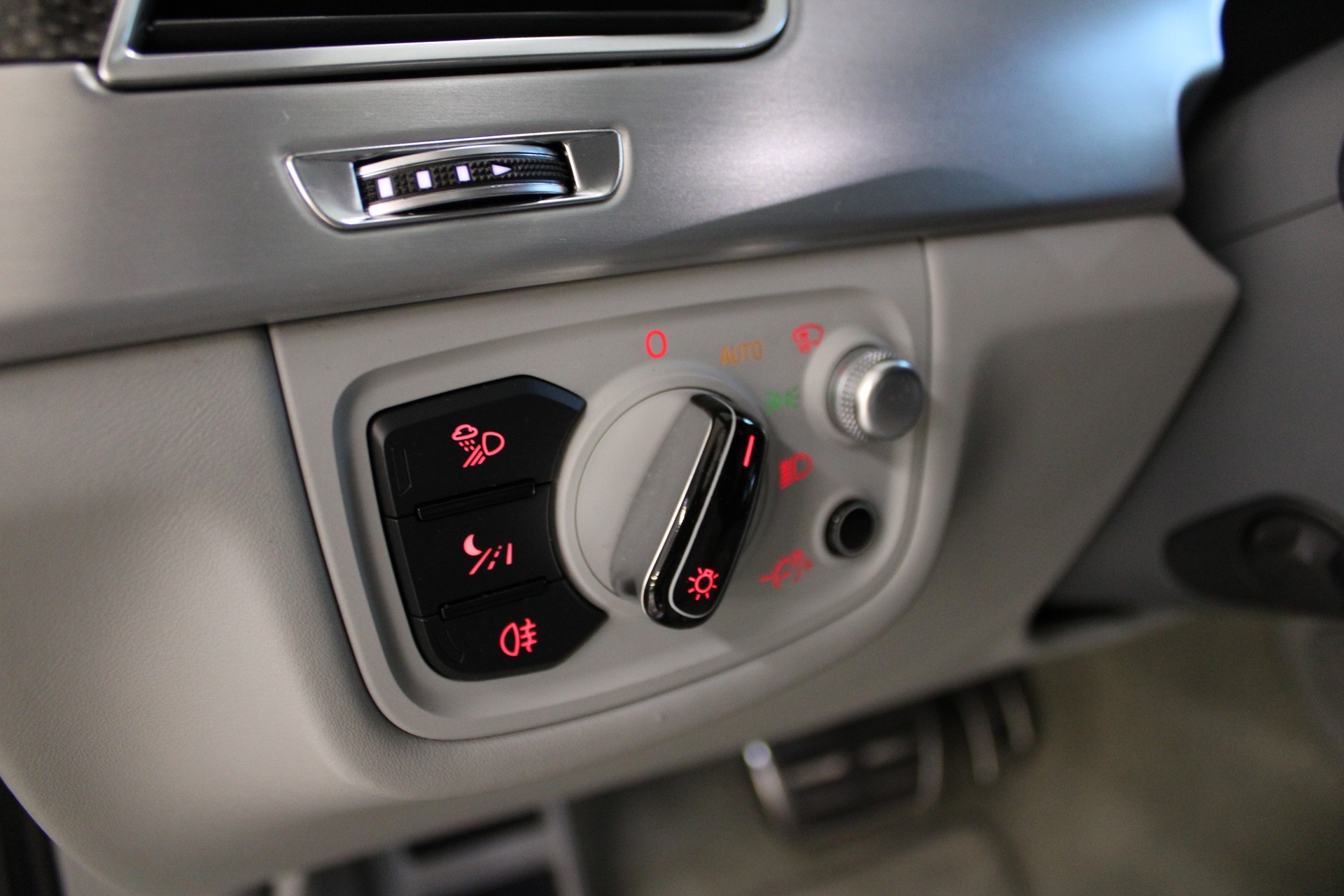 AUDI S8 4.0 TFSI V8 plus quattro tiptronic ABT-image-16