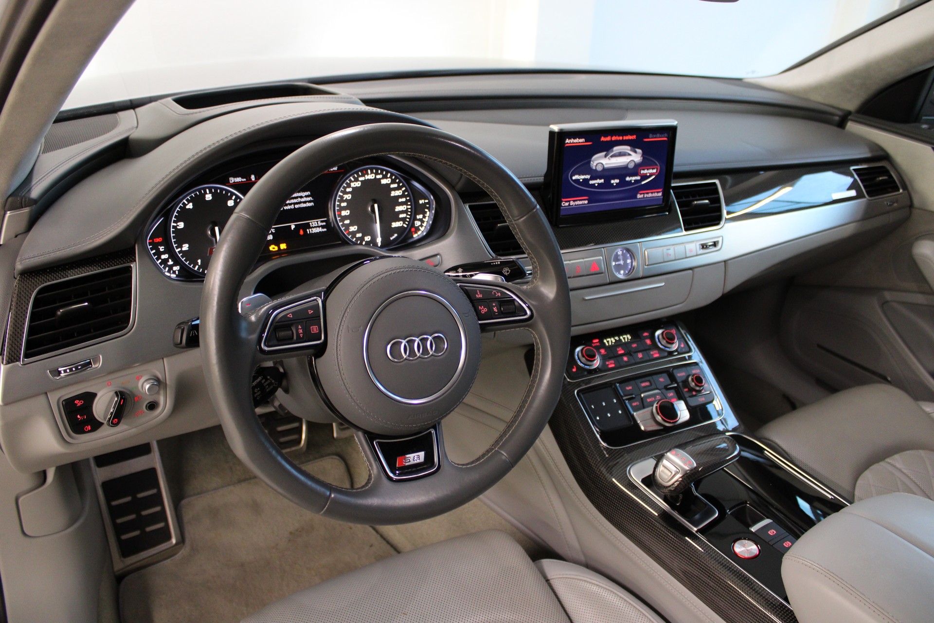 AUDI S8 4.0 TFSI V8 plus quattro tiptronic ABT-image-9