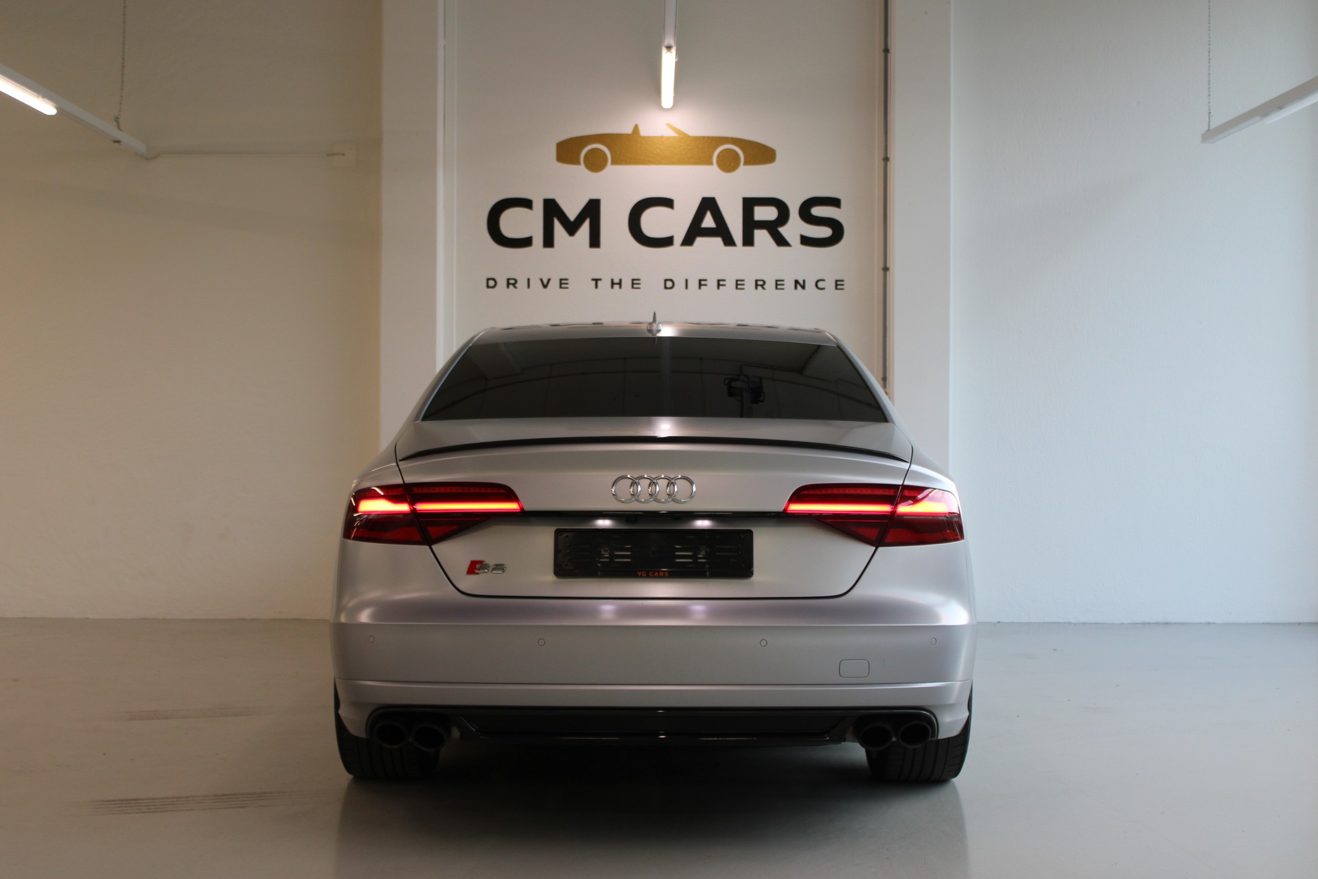 AUDI S8 4.0 TFSI V8 plus quattro tiptronic ABT-image-4