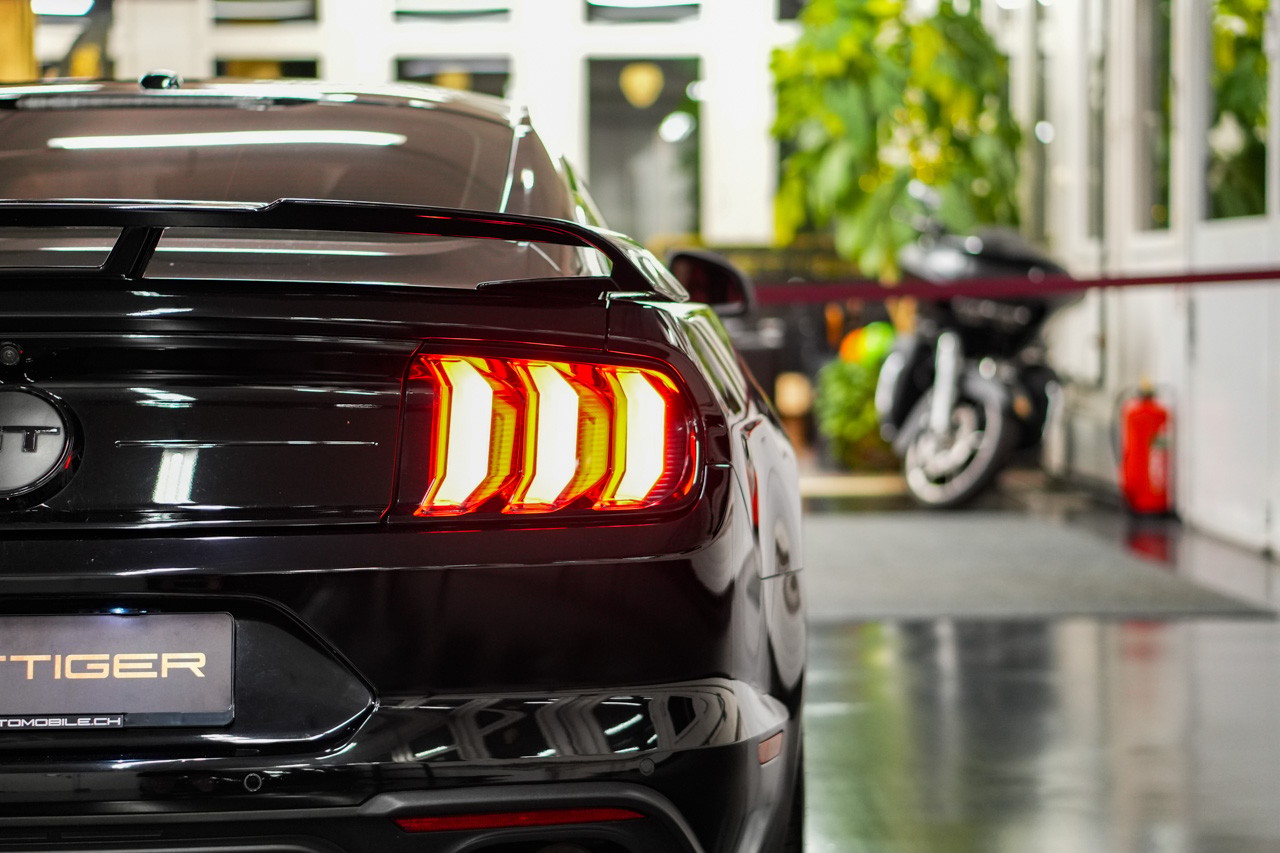 FORD Mustang Fastback 5.0 V8 GT-image-7
