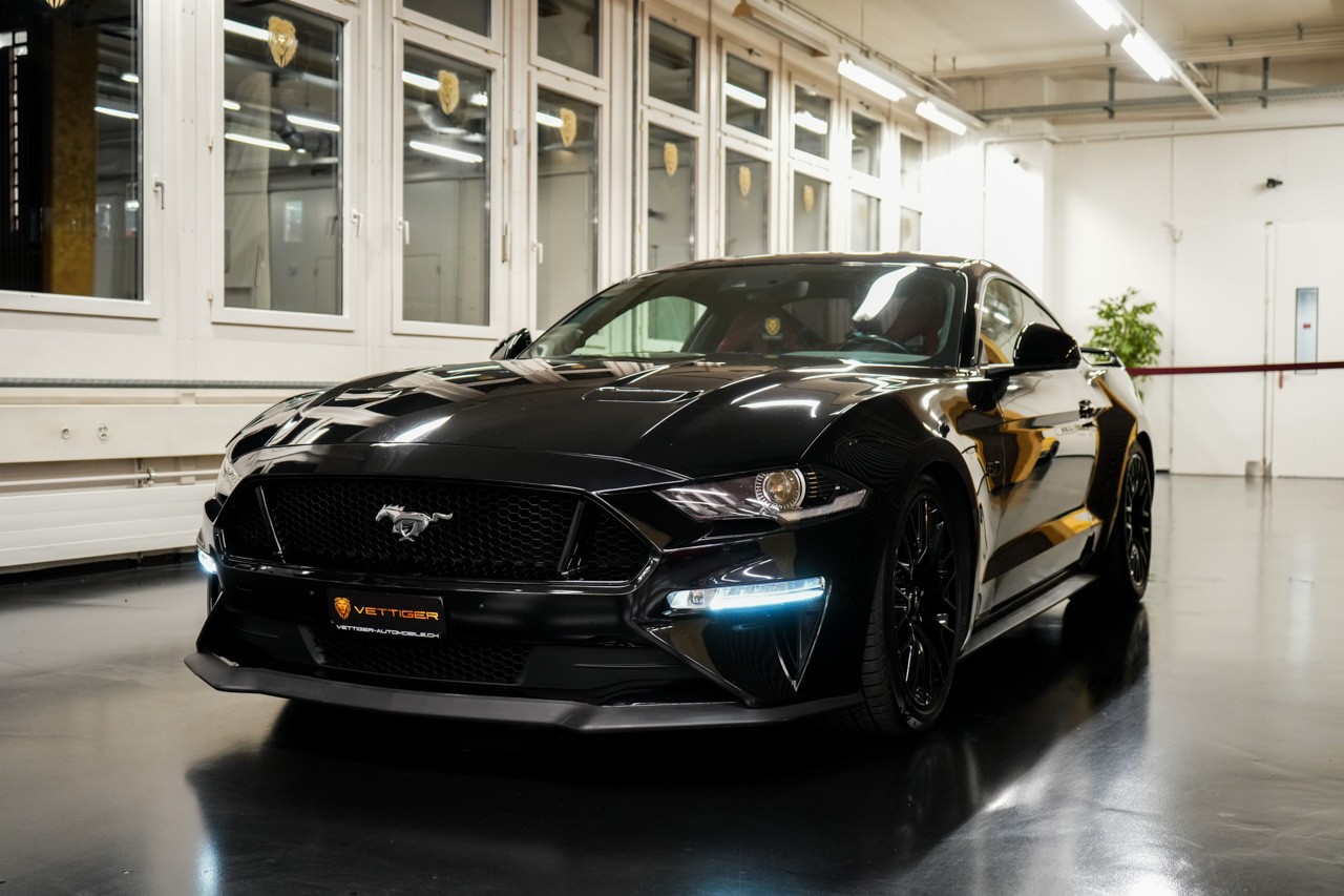 FORD Mustang Fastback 5.0 V8 GT-showroom-element-2