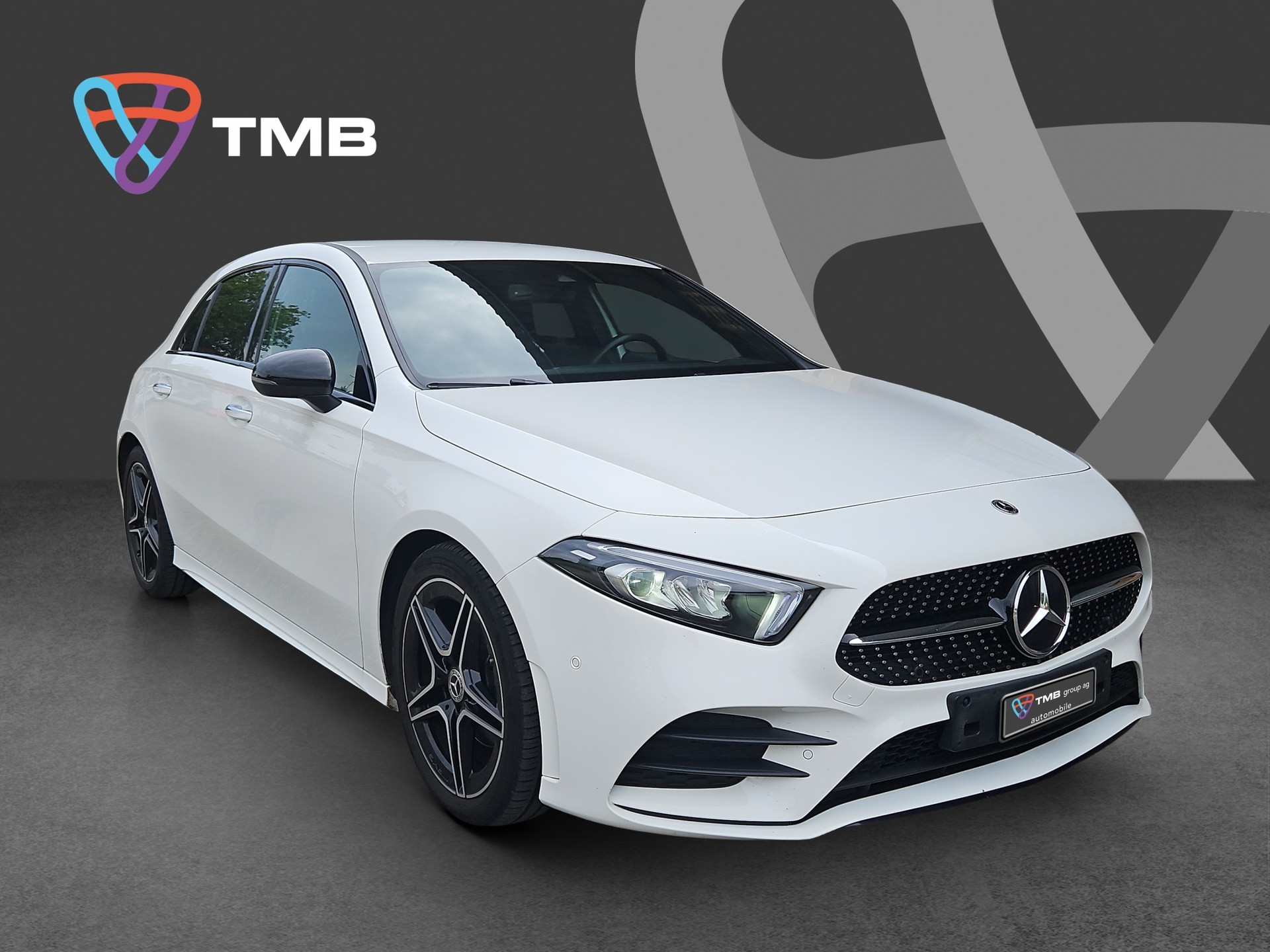 MERCEDES-BENZ A 200 d AMG Line 8G-DCT-image-3