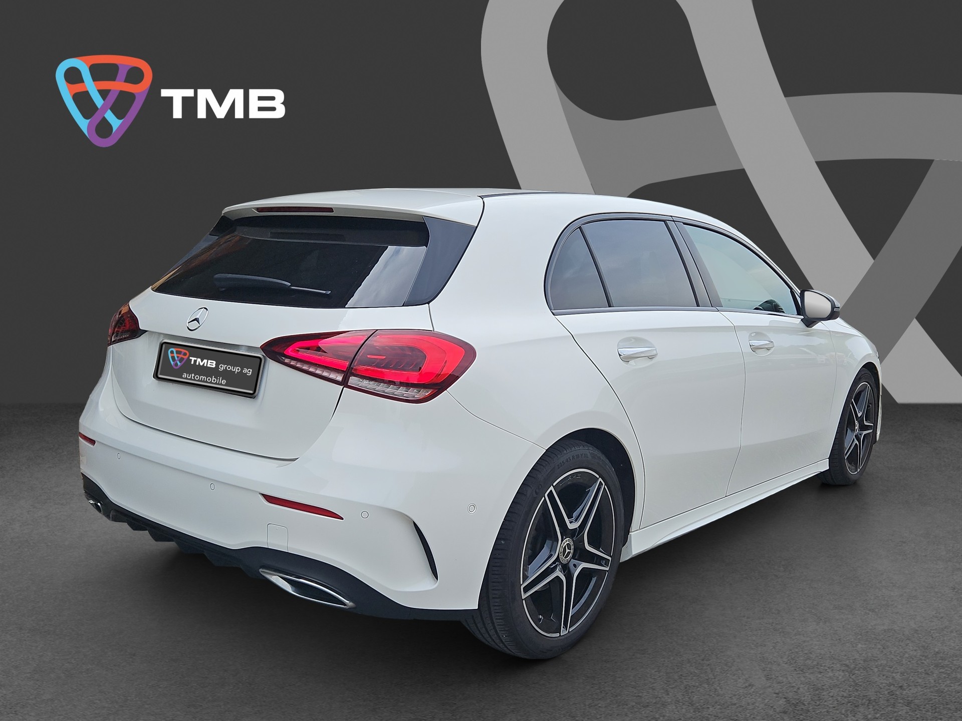 MERCEDES-BENZ A 200 d AMG Line 8G-DCT-image-5