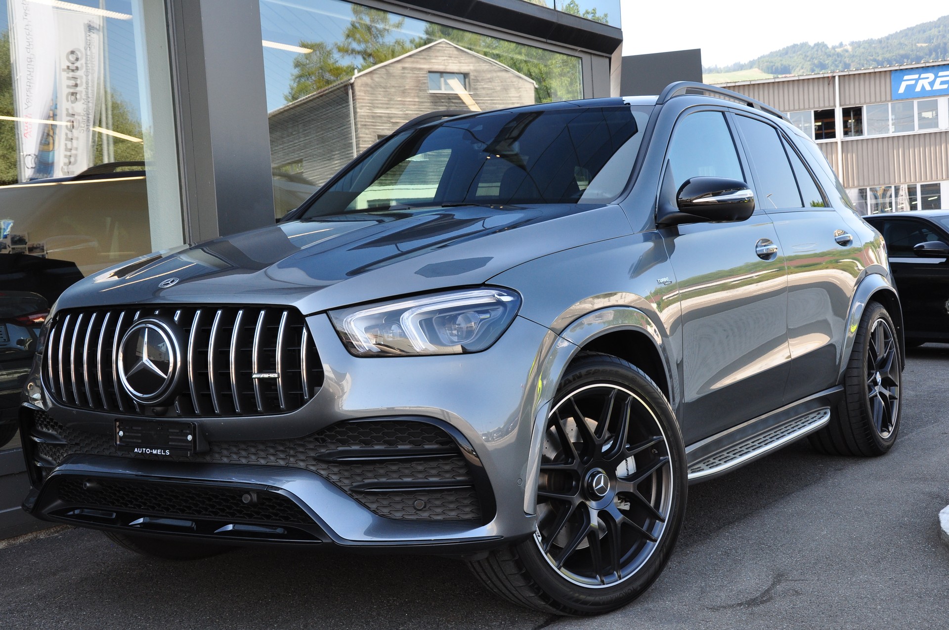 MERCEDES-BENZ GLE 53 AMG 4Matic+ 9G-Speedshift-showroom-element-2