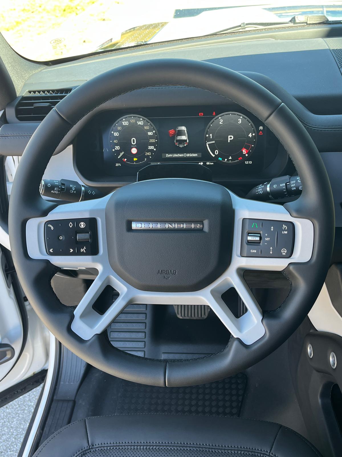 LAND ROVER Defender 90 X-Dynamic SE 3.0 MHEV Diesel AWD-image-7