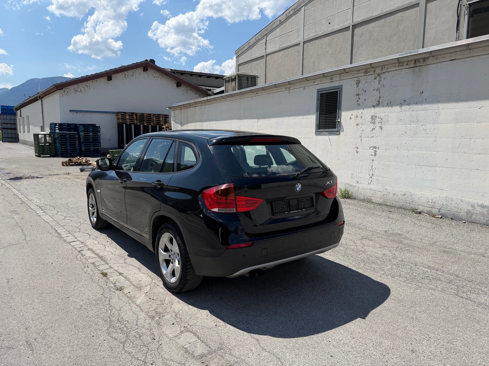 BMW X1 xDrive 20i Steptronic-image-3