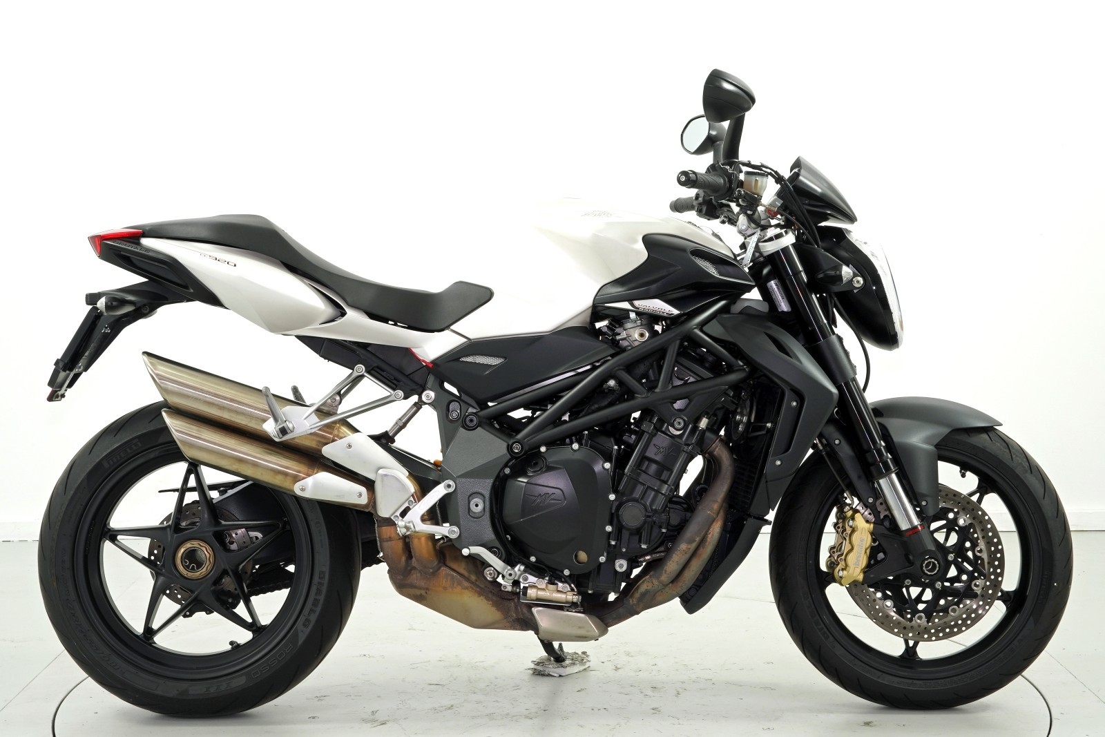 MV AGUSTA B4 920 Brutale-image-3