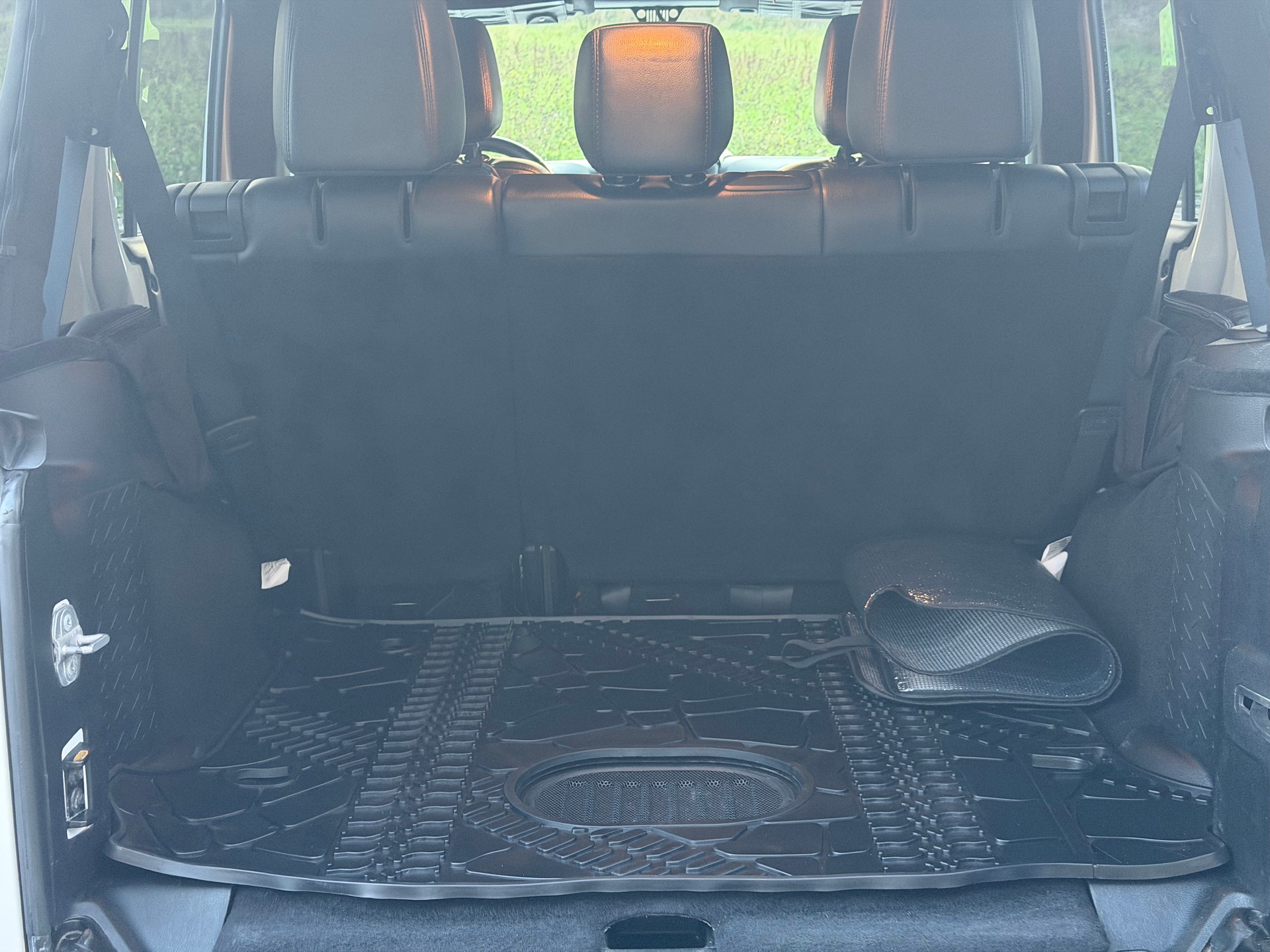 JEEP Wrangler 2.8CRD Unlimited Rubicon Automatic-image-11