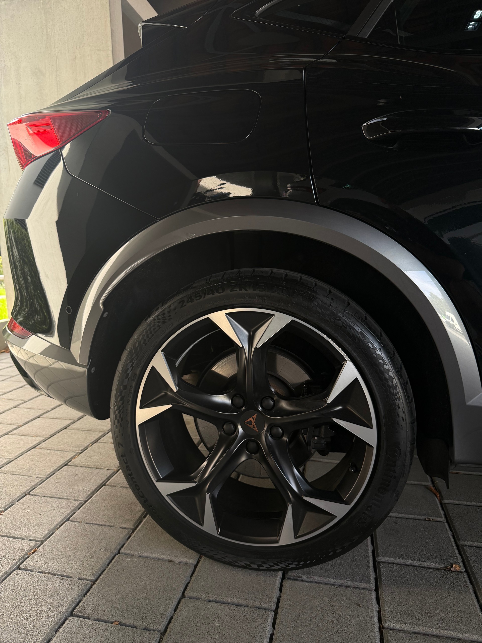 CUPRA 2.0 TSI VZ 4Drive DSG-image-5