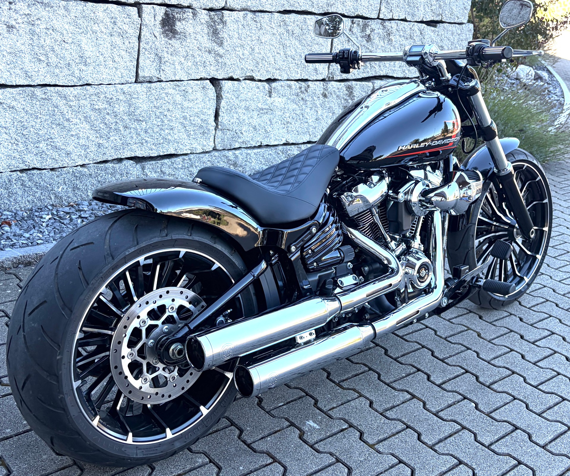 HARLEY-DAVIDSON FXBR Breakout 117-image-0
