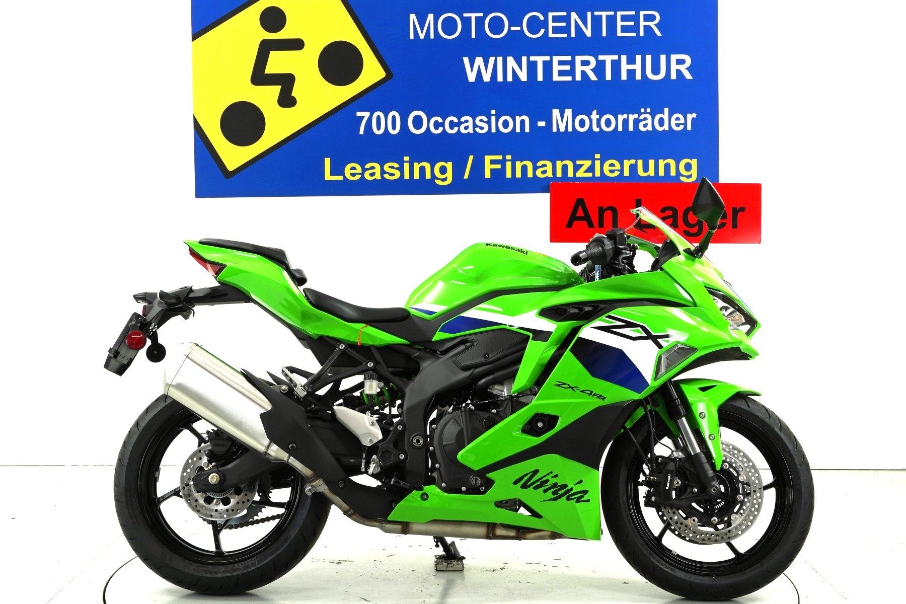 KAWASAKI Ninja ZX-4RR-image-0