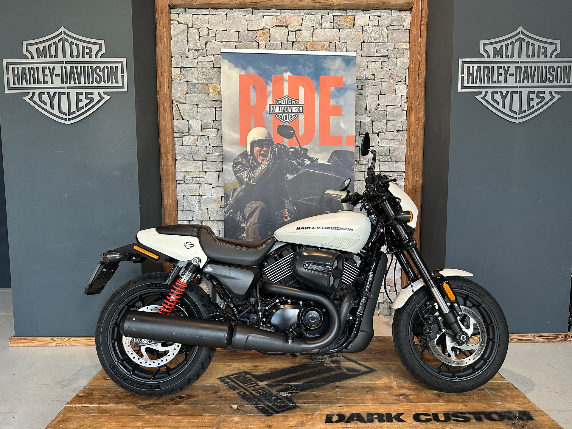 HARLEY-DAVIDSON XG 750 Street Rod-image-0