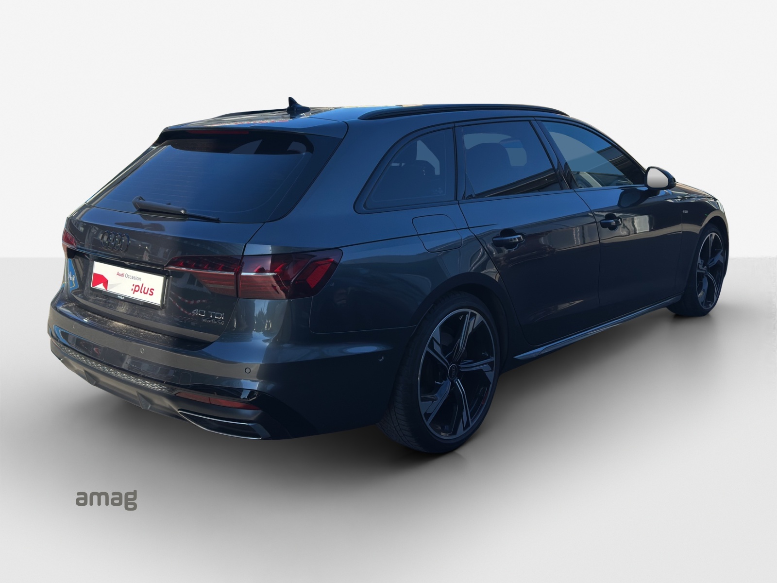 AUDI A4 Avant 40 TDI S line Attraction quattro S-tronic-image-4