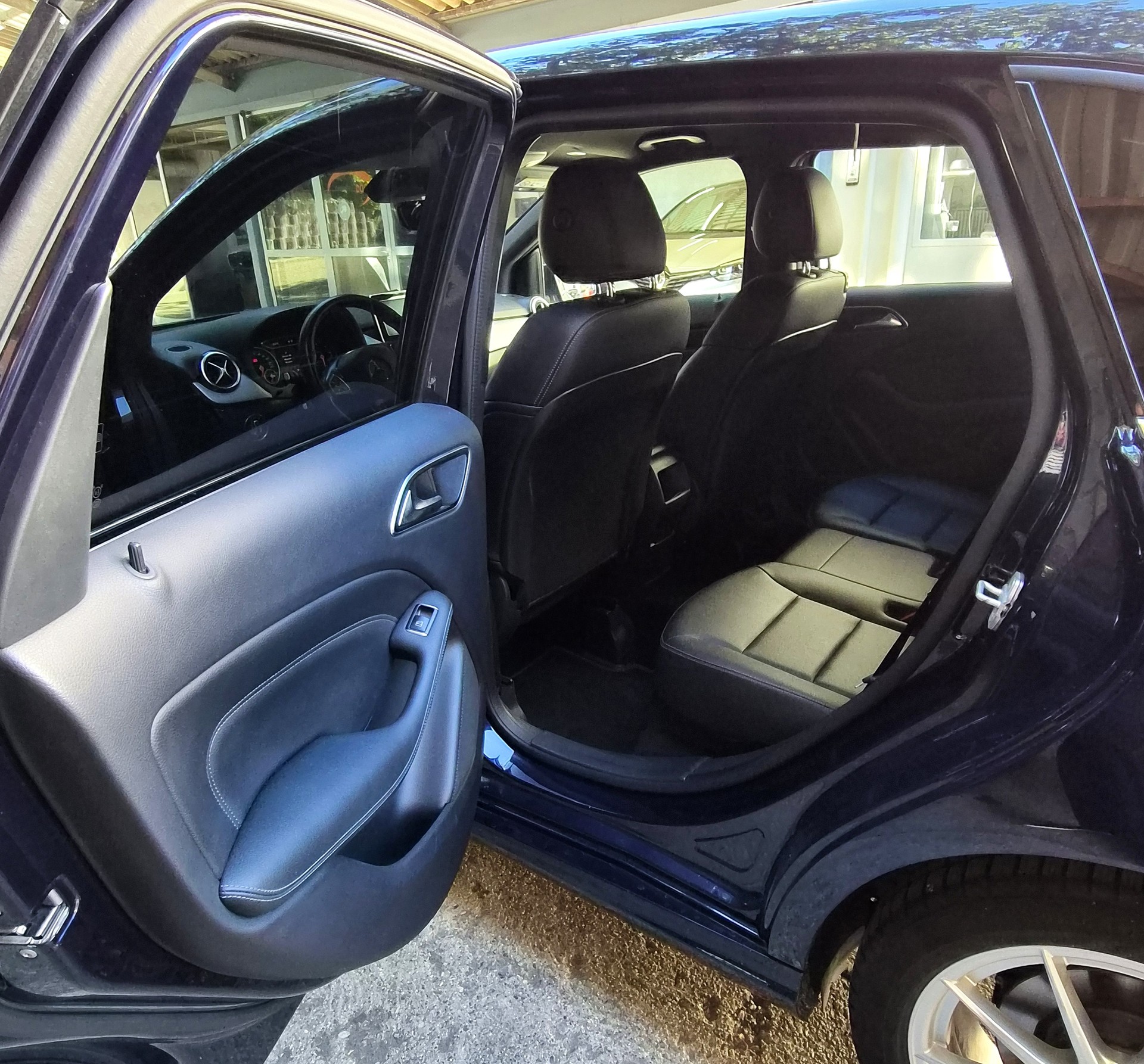 MERCEDES-BENZ B 200 CDI 4Matic 7G-DCT-image-11