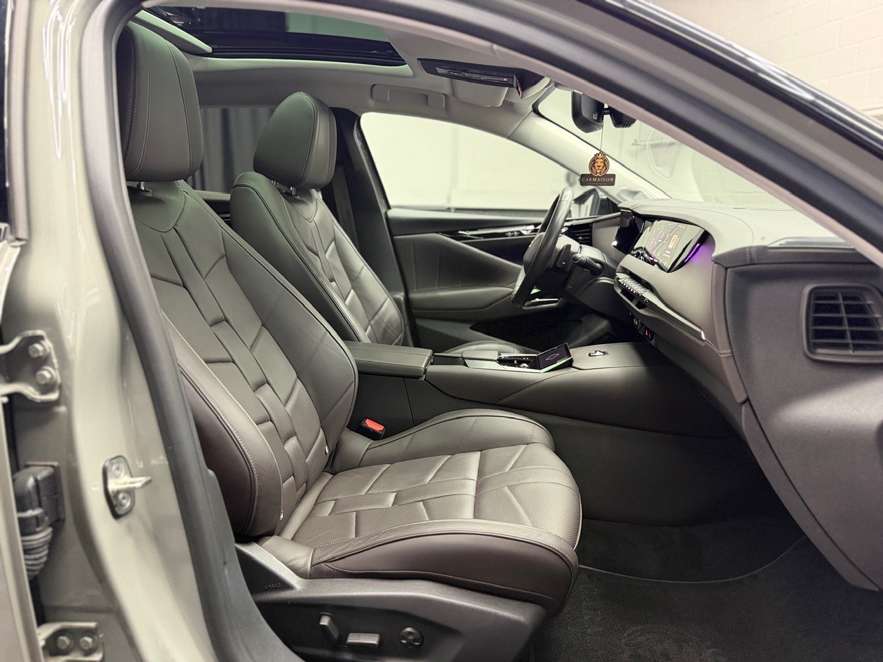 DS AUTOMOBILES DS 4 1.6 Pure Tech Performance Line+ EAT8 | CH-Auto | Glasdach | Head-Up | 360° Kamera | ACC Tempomat | AHK 1'6T-image-26