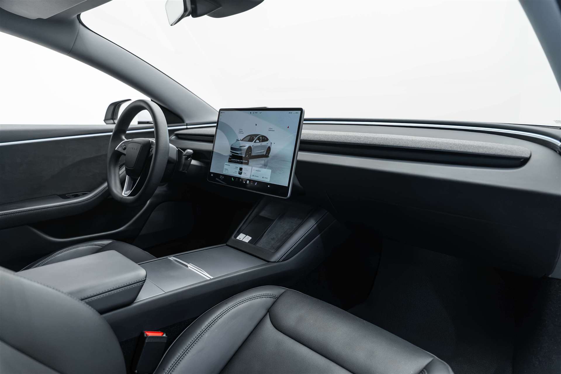 TESLA Model 3 NEW Long Range Dual Motor AWD-image-14