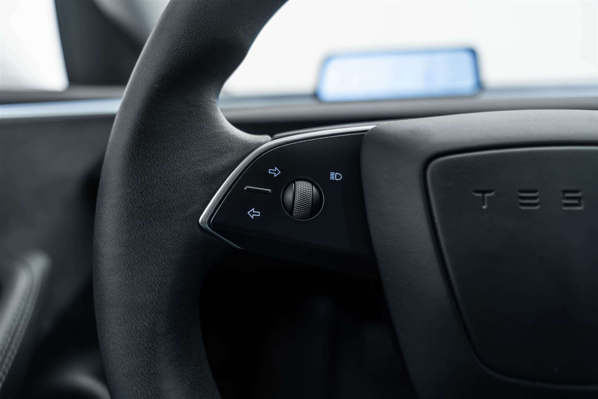 TESLA Model 3 NEW Long Range Dual Motor AWD-image-22