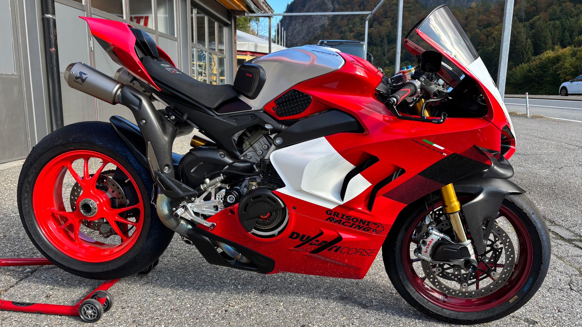 DUCATI Panigale V4 R-image-1