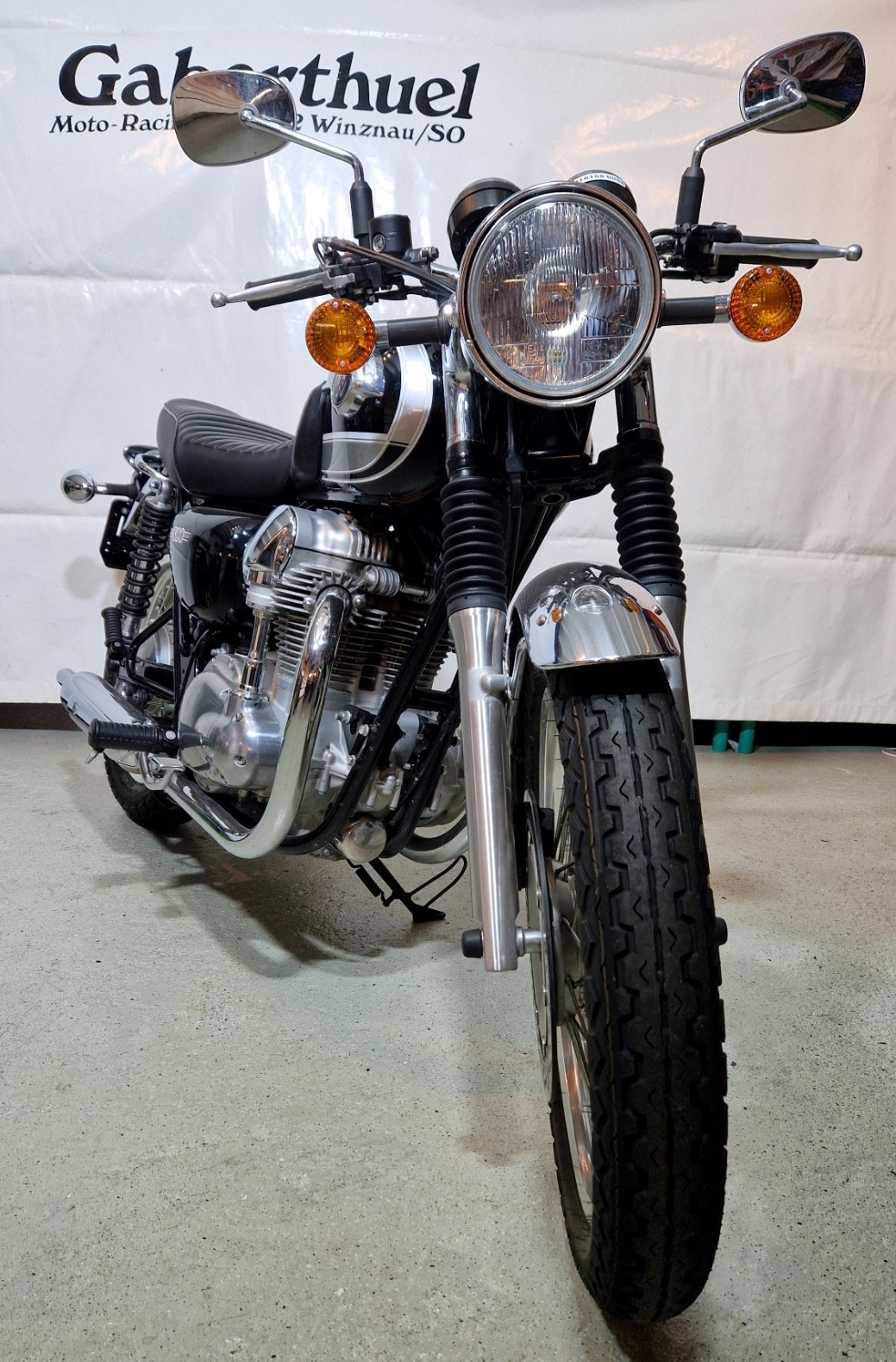 KAWASAKI W 800, 35 KW, neuwertig!-image-2