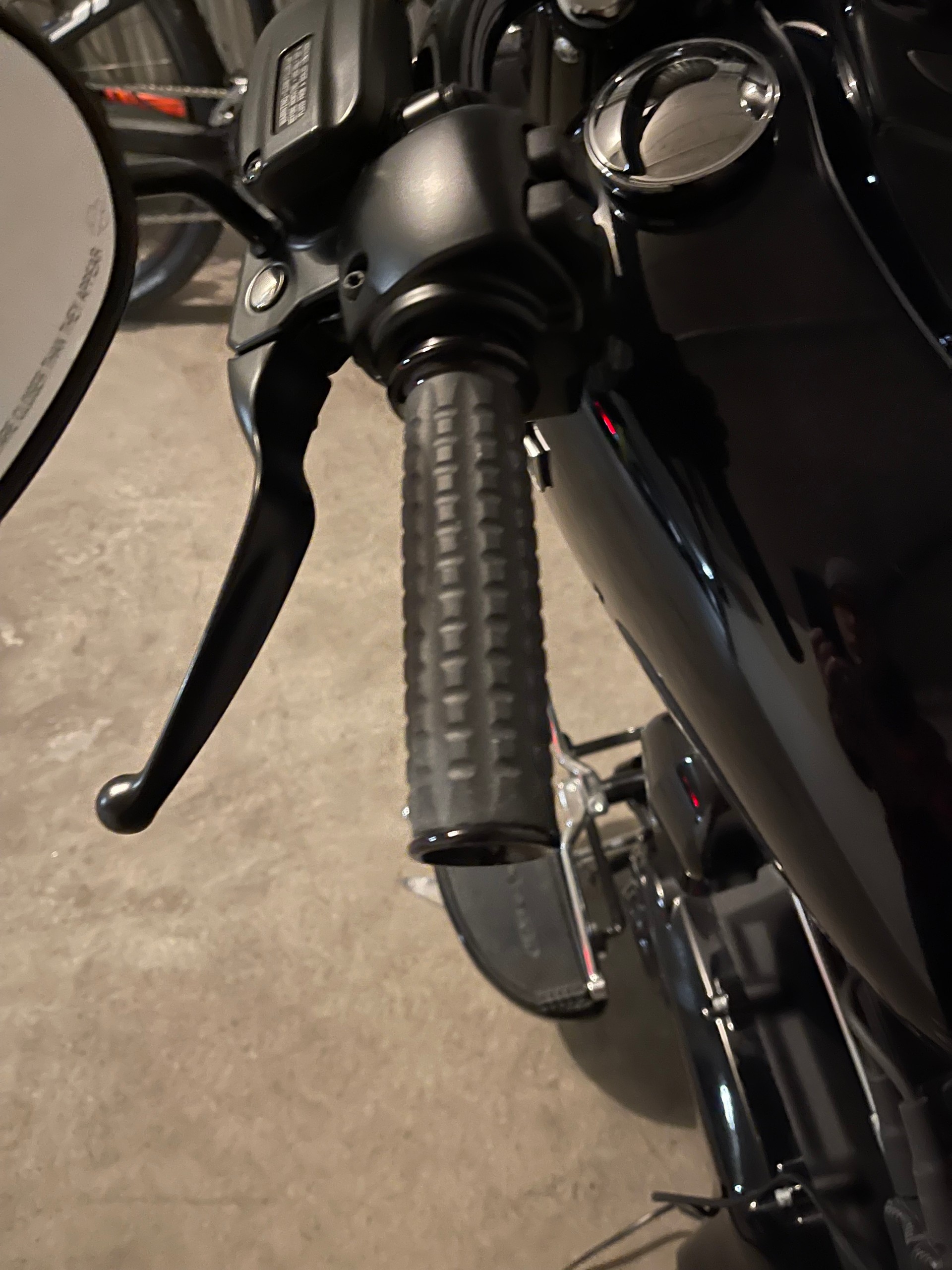 HARLEY-DAVIDSON FLSS Softail Slim S110 ABS-image-2