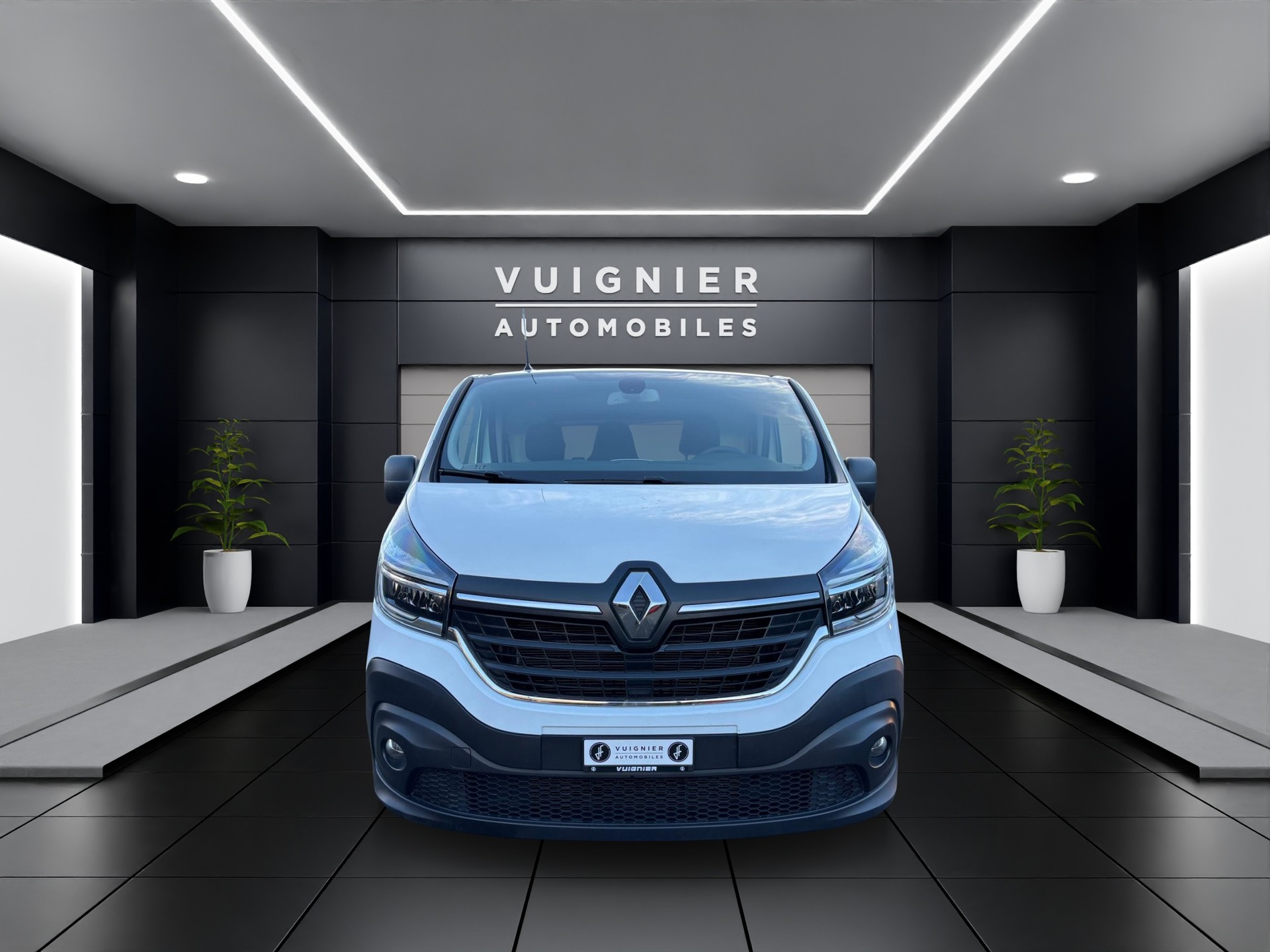 RENAULT Trafic 2.0 dCi 120 3.5t Business L1H1-image-1