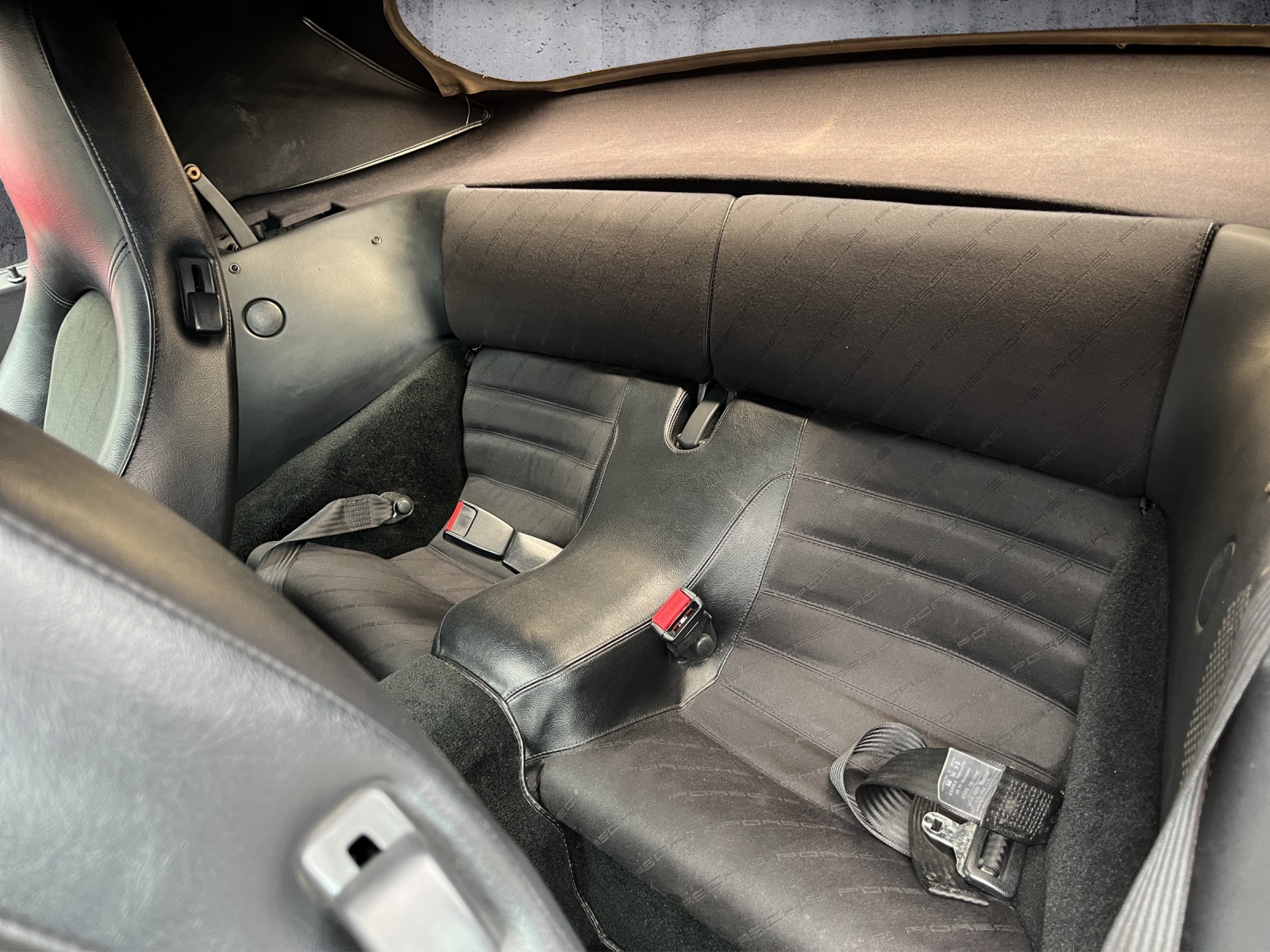 PORSCHE 944 S2 Cabriolet-image-13