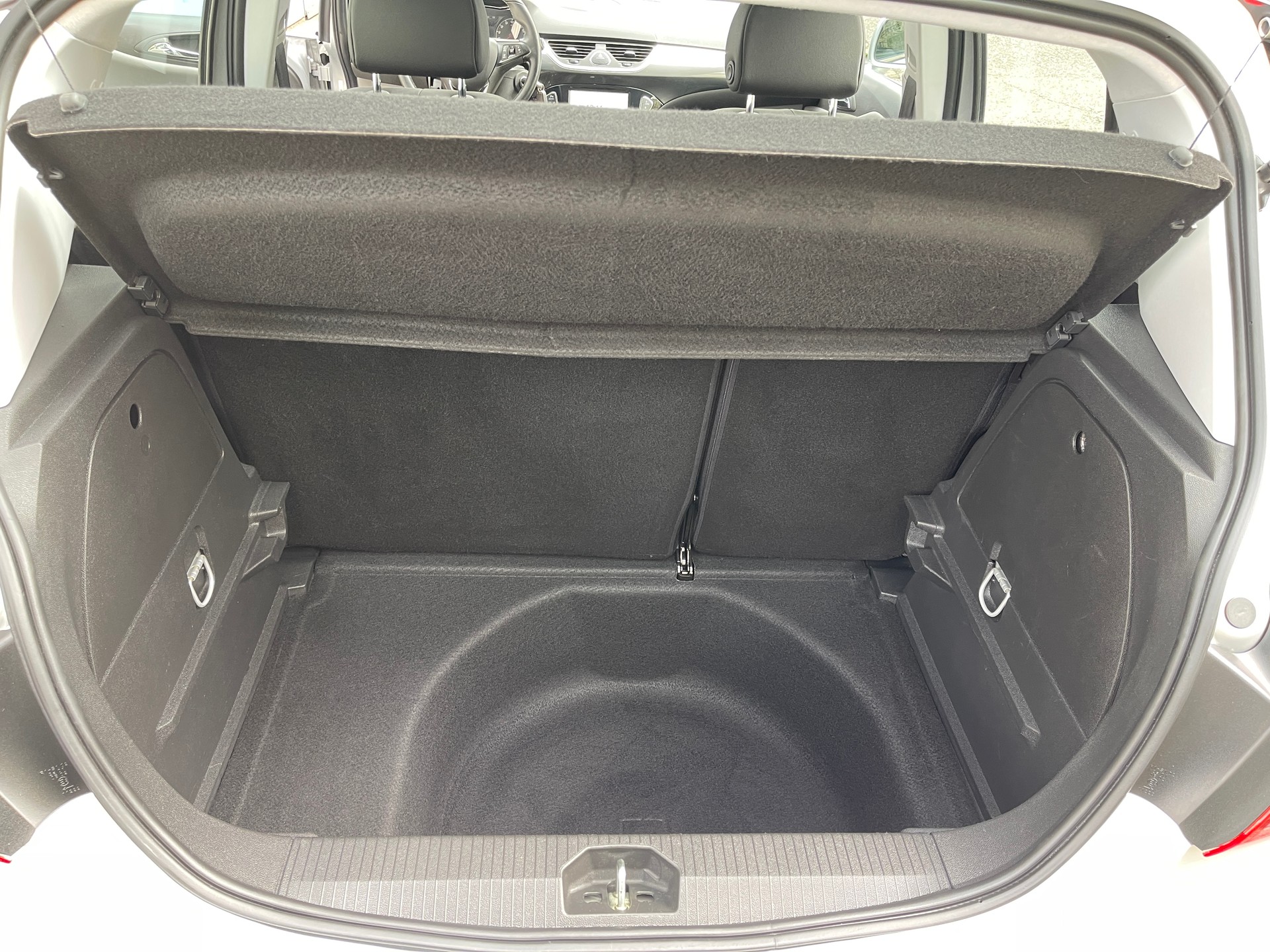 OPEL Corsa 1.4 TP Cosmo Automatic-image-11