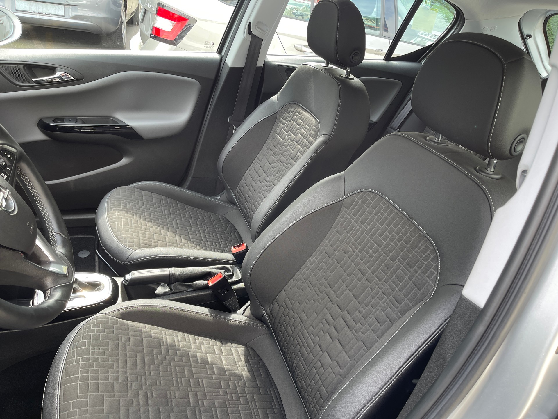 OPEL Corsa 1.4 TP Cosmo Automatic-image-7