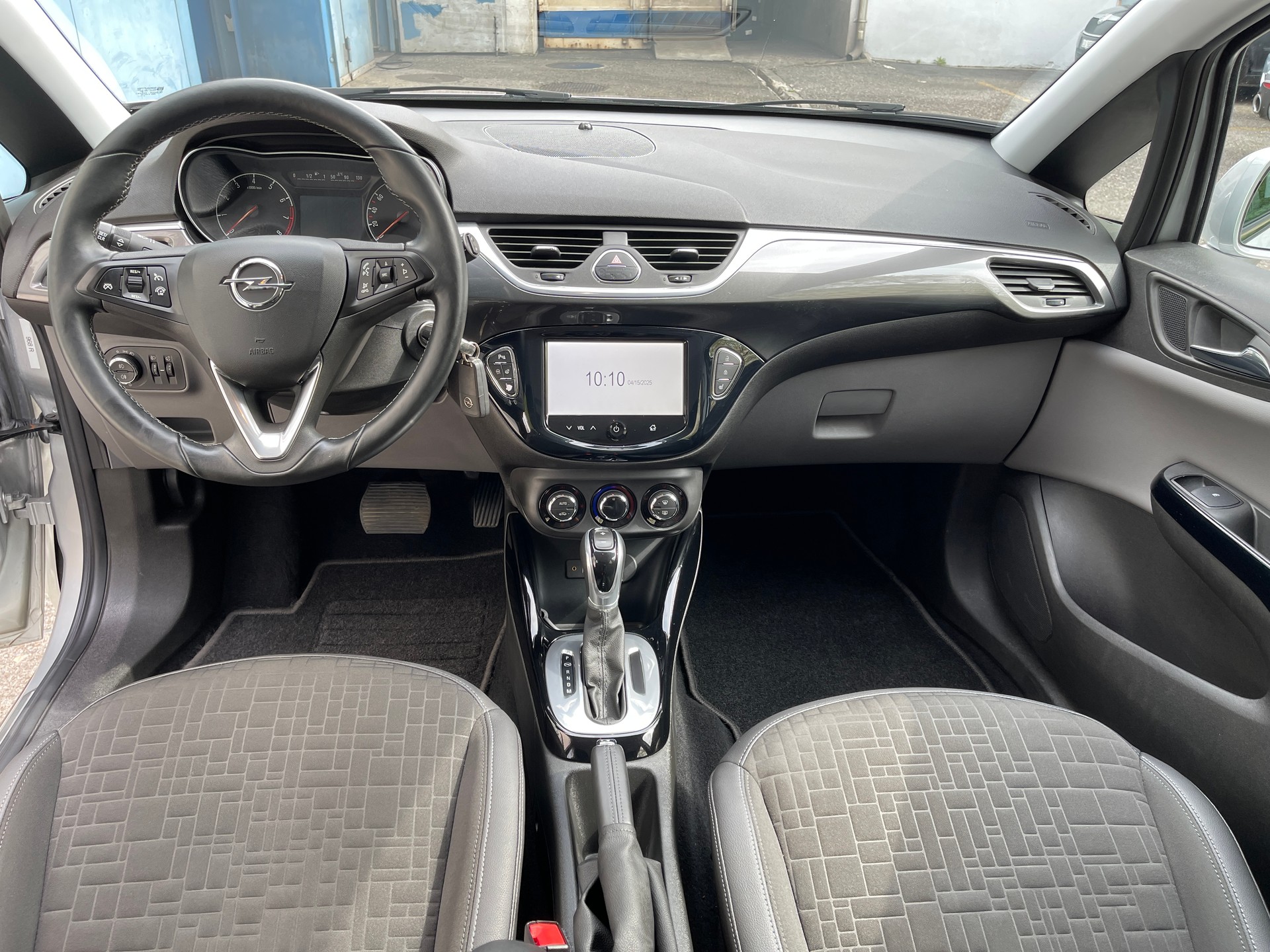 OPEL Corsa 1.4 TP Cosmo Automatic-image-8