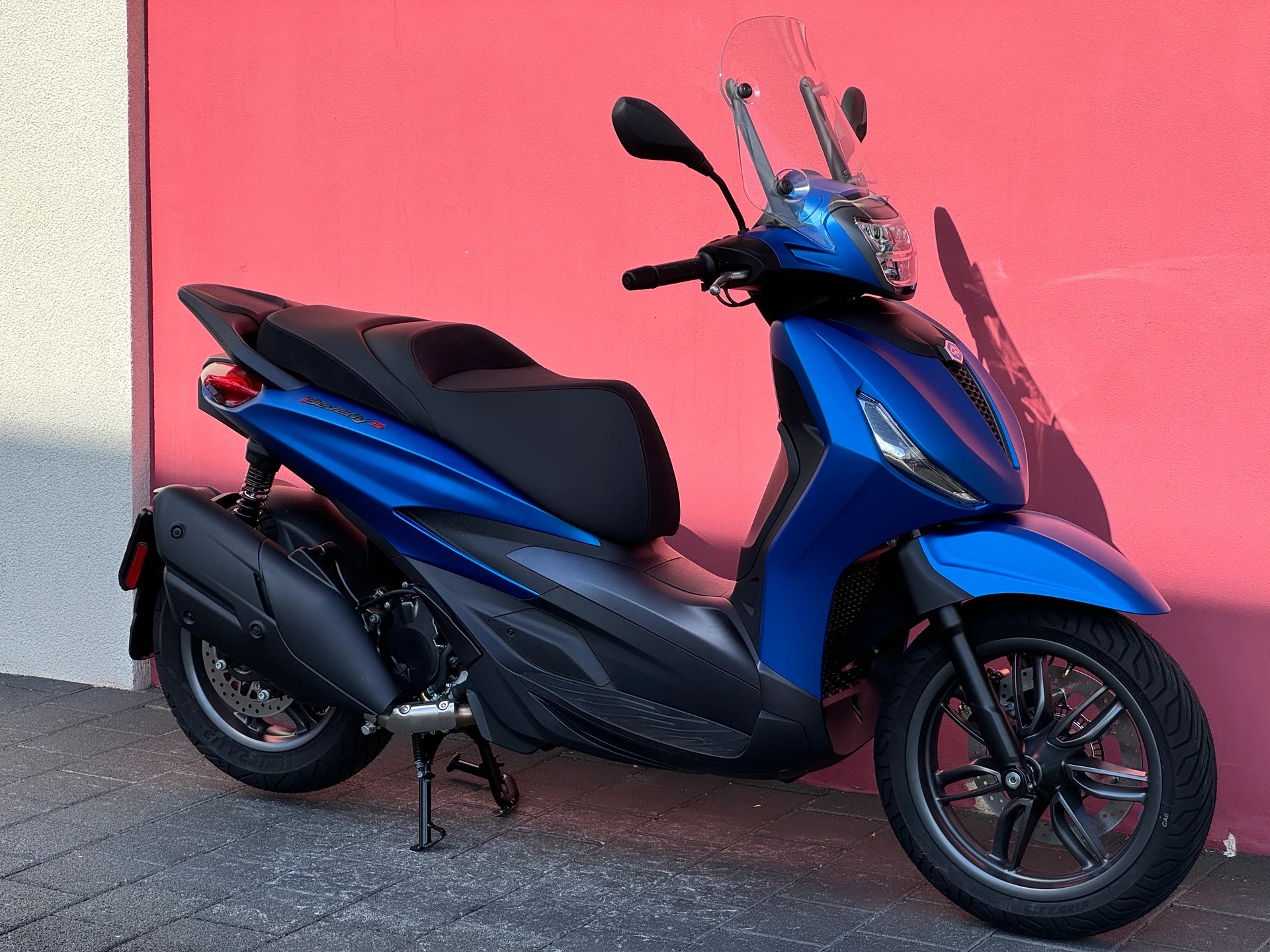 PIAGGIO Beverly 400 Sport-image-14