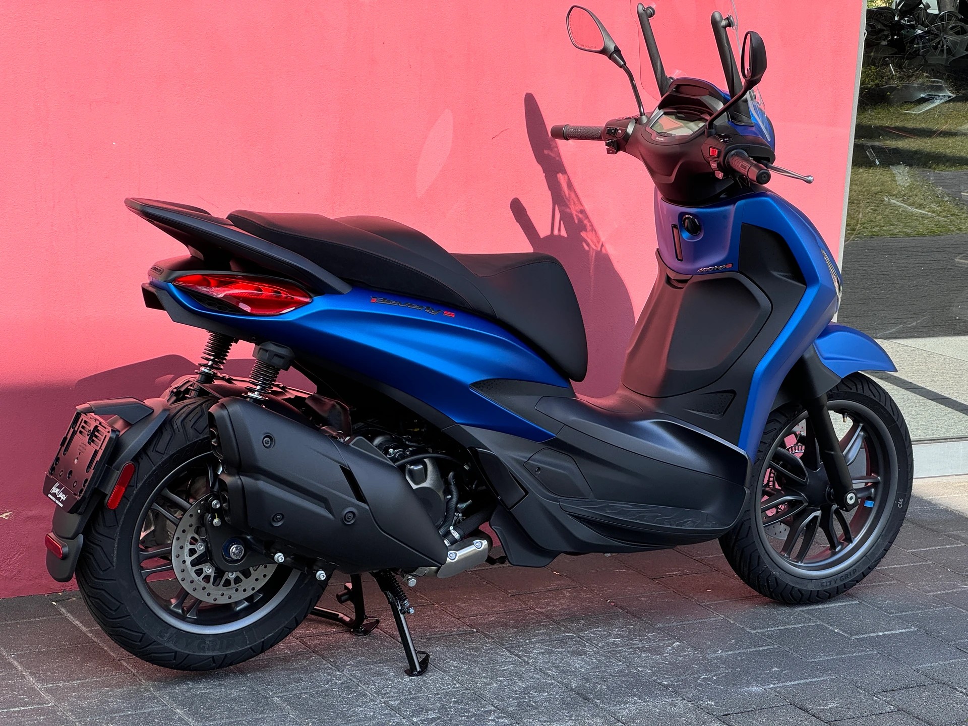 PIAGGIO Beverly 400 Sport-image-4