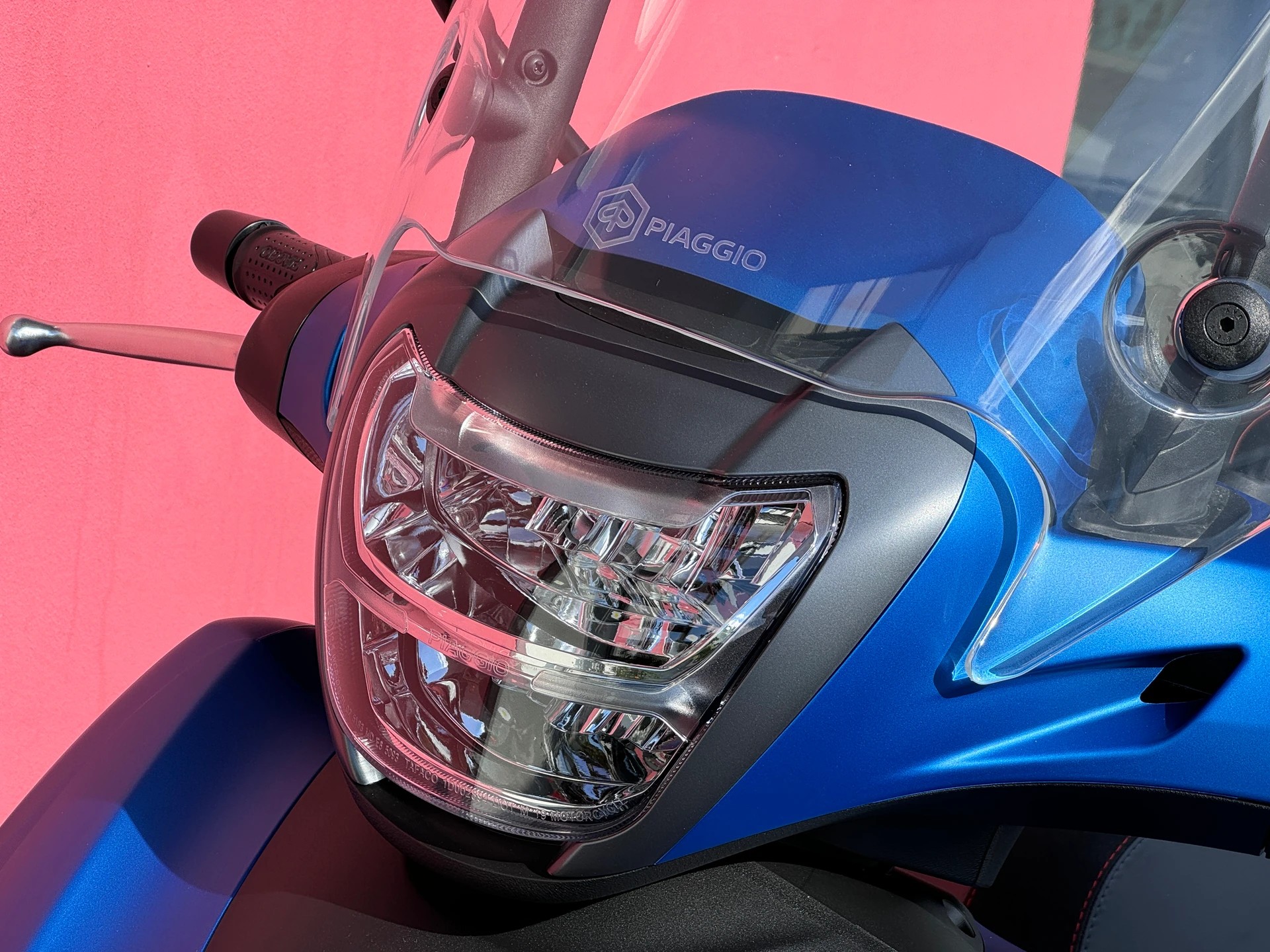 PIAGGIO Beverly 400 Sport-image-11