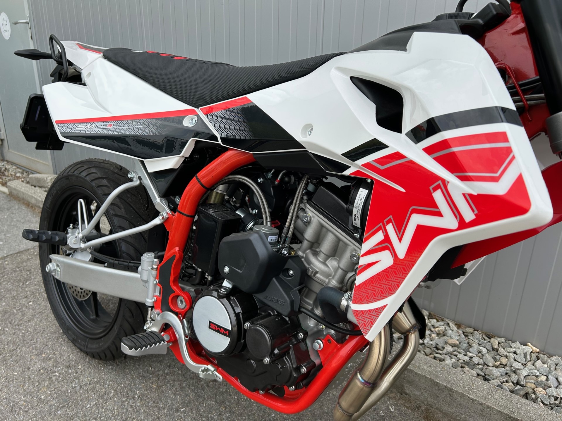 SWM SM 125 R-image-10
