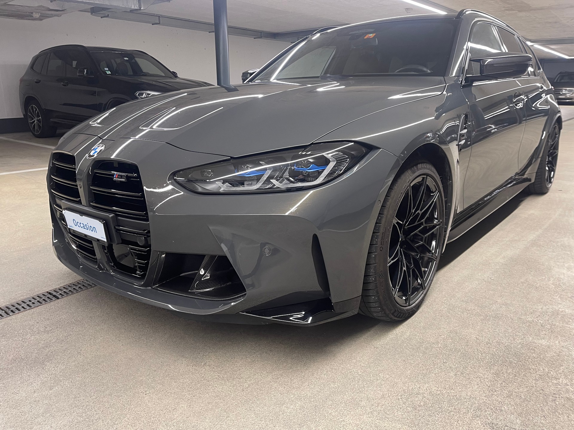 BMW M3 Touring xDrive Competition M-image-8