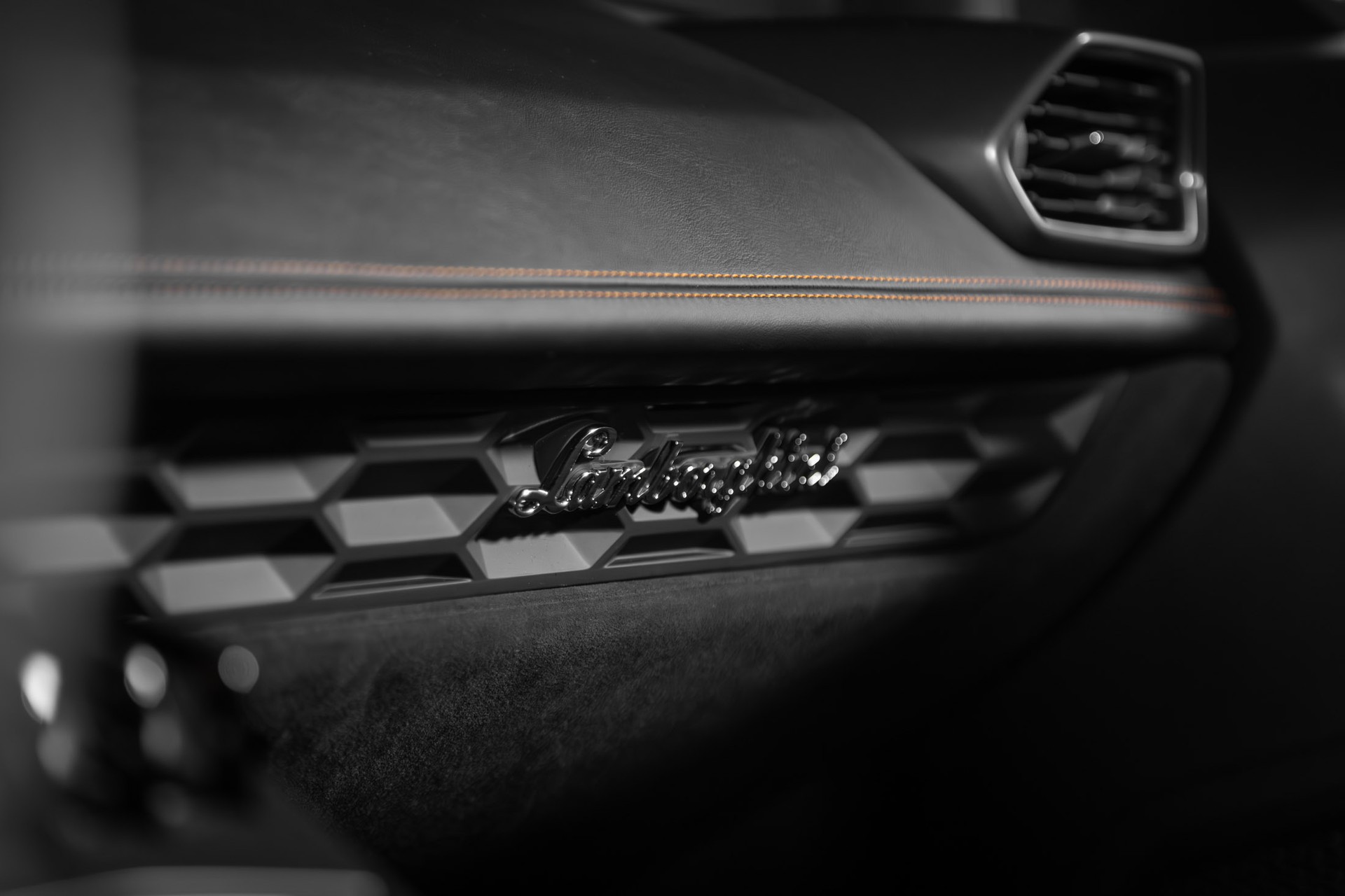 LAMBORGHINI Huracan MANSORY LP610-4 Coupé DCT-image-29