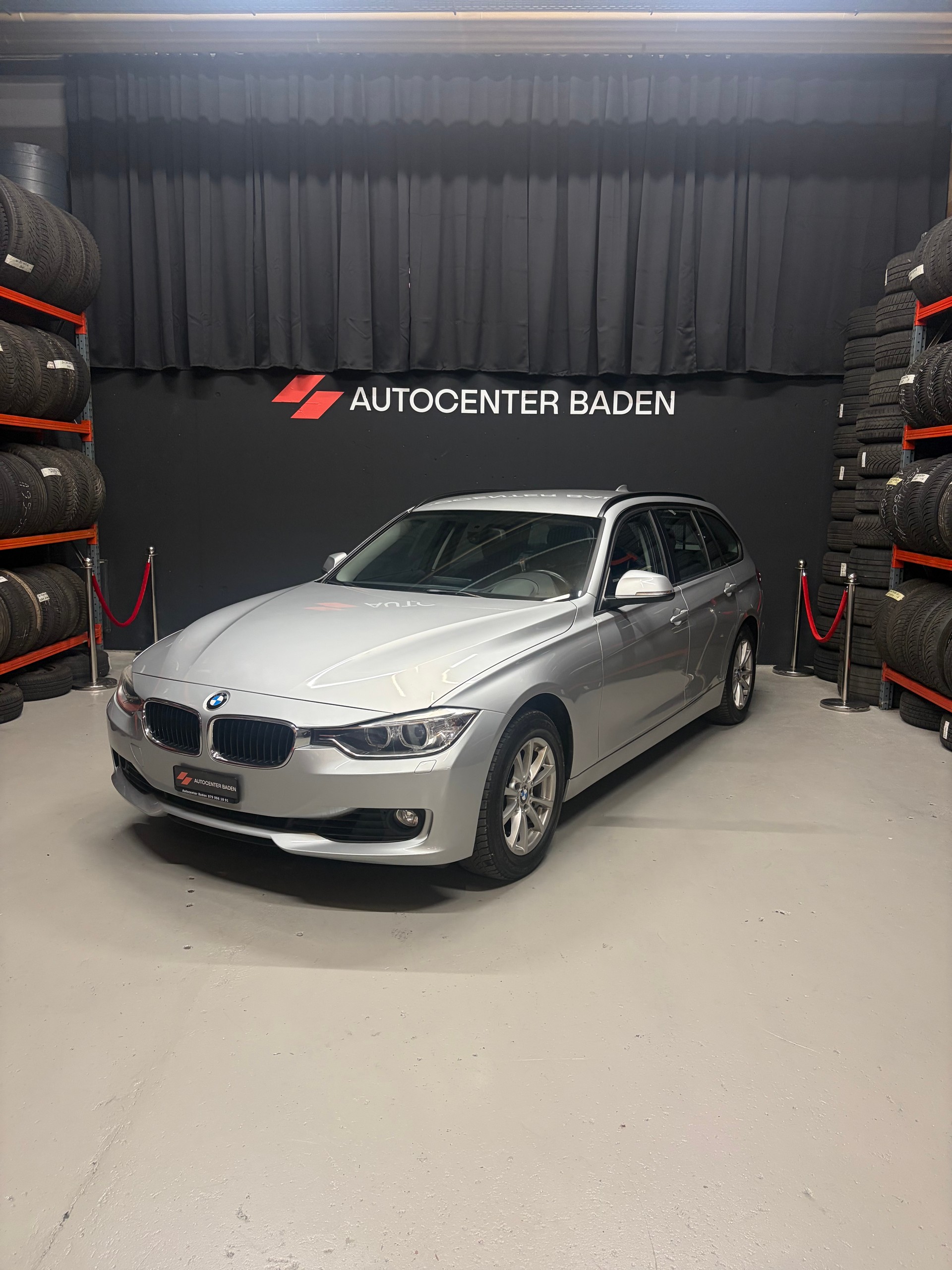 BMW 320i Touring Steptronic
