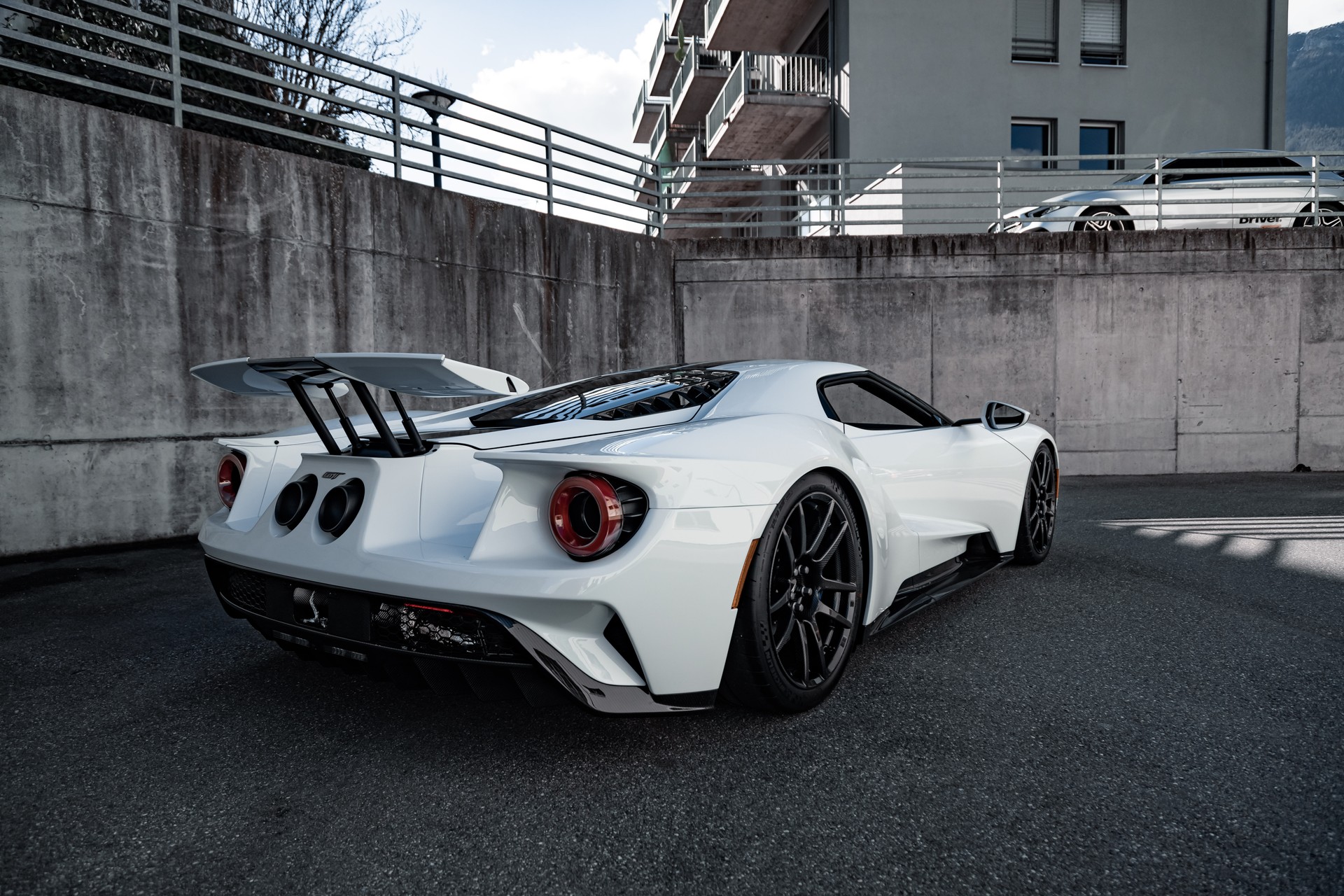 FORD Carbon Series-image-12