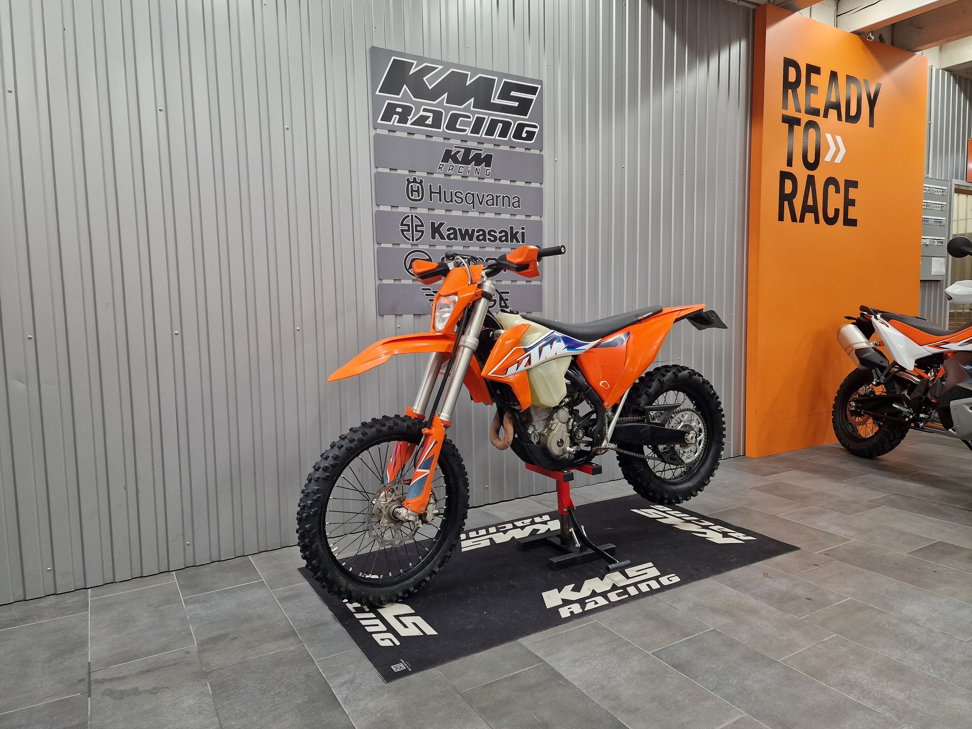 KTM 250 EXC-F-image-2