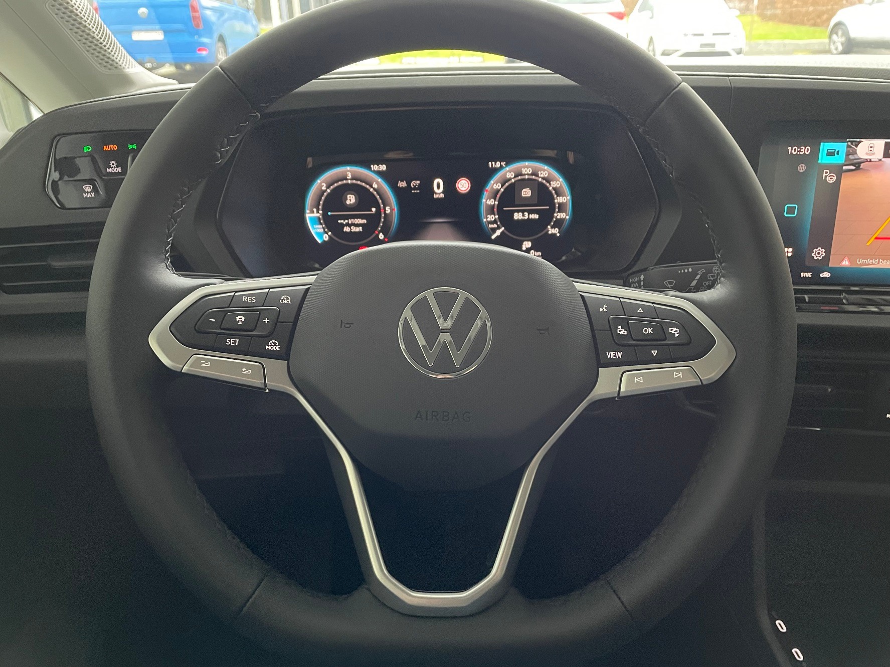 VW Caddy 2.0 TDI Liberty DSG-image-13