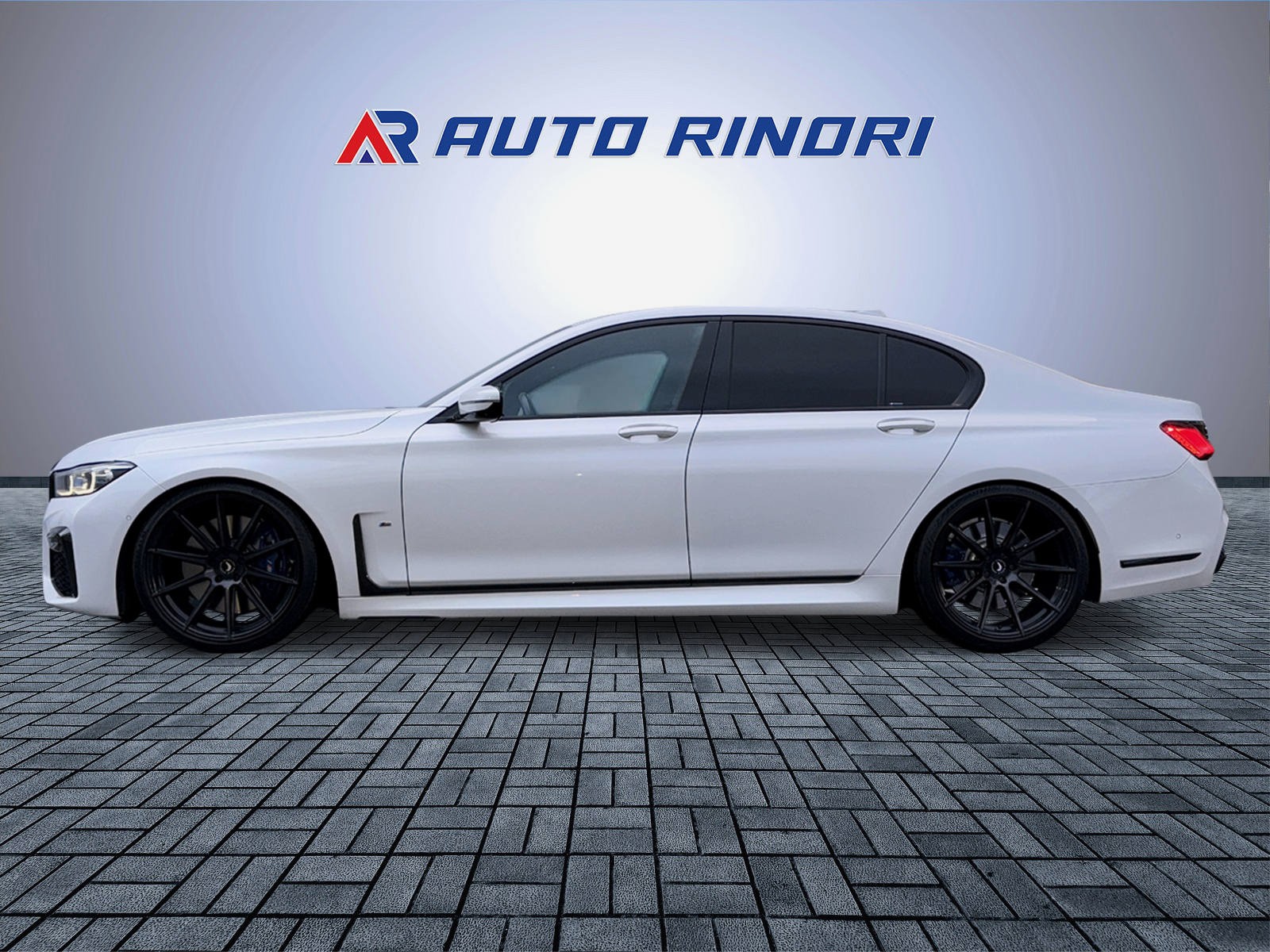 BMW 740d xDrive Steptronic-showroom-element-2